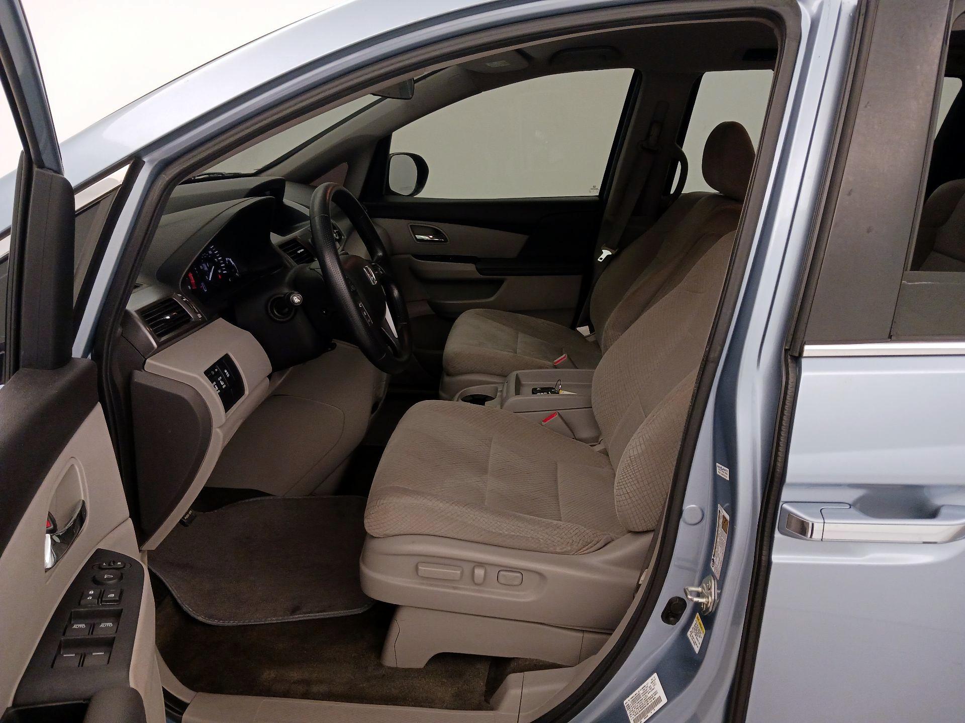 Thumbnail: 2014 Honda Odyssey - 11