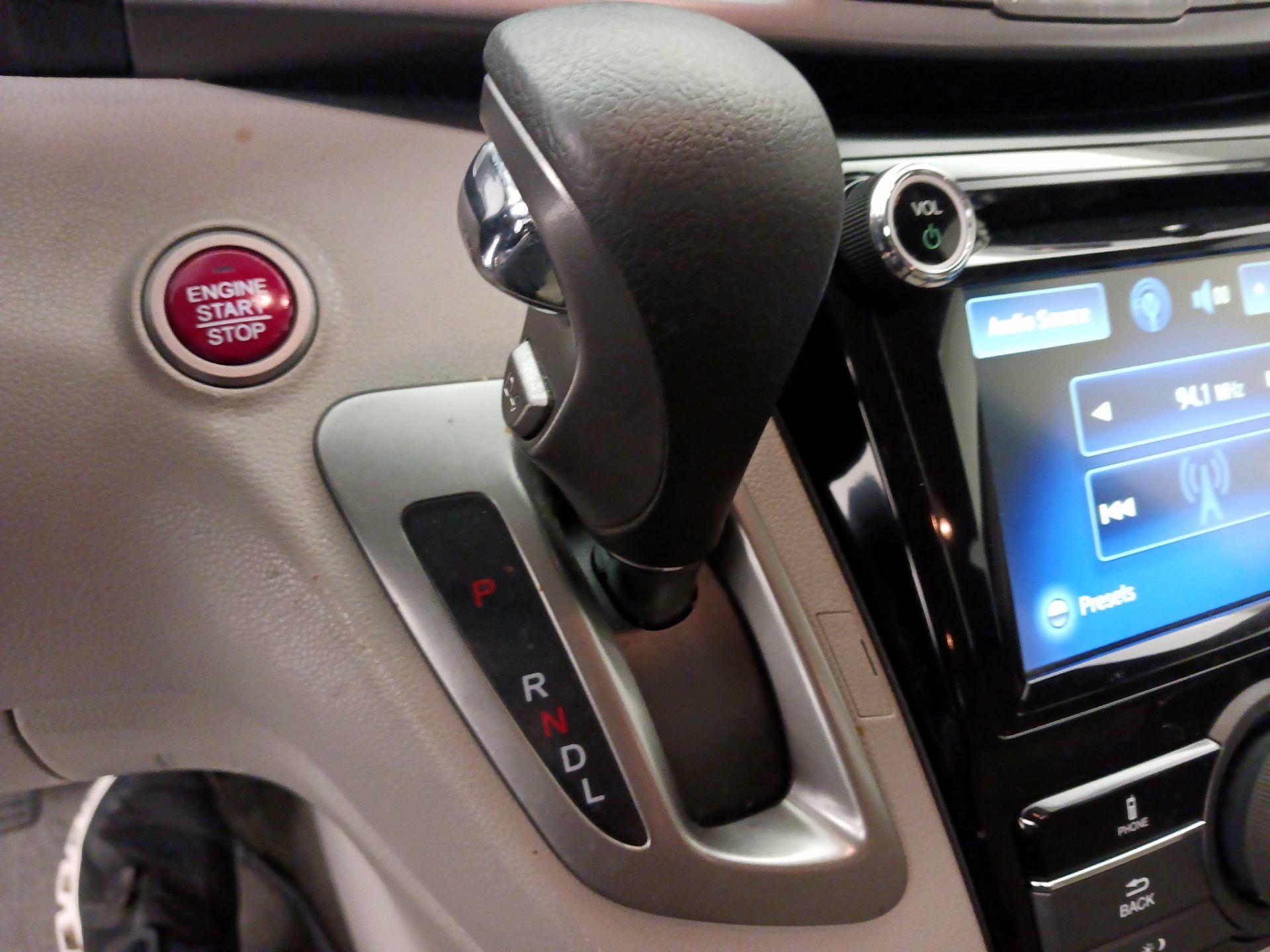 Thumbnail: 2014 Honda Odyssey - 17