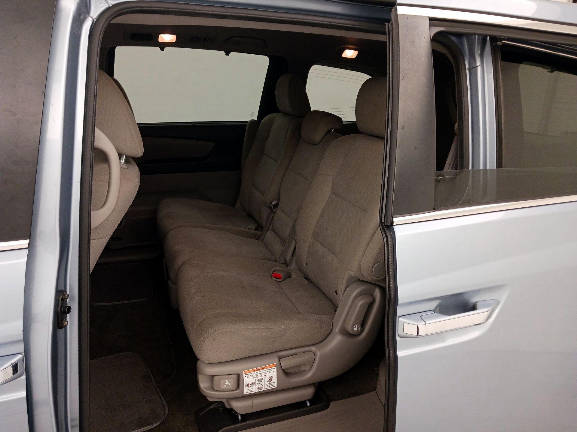 Thumbnail: 2014 Honda Odyssey - 19
