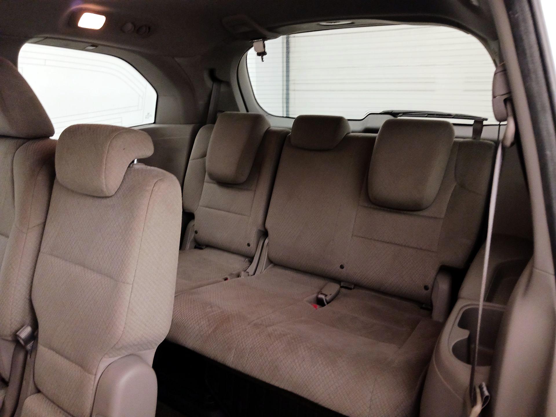 Thumbnail: 2014 Honda Odyssey - 20
