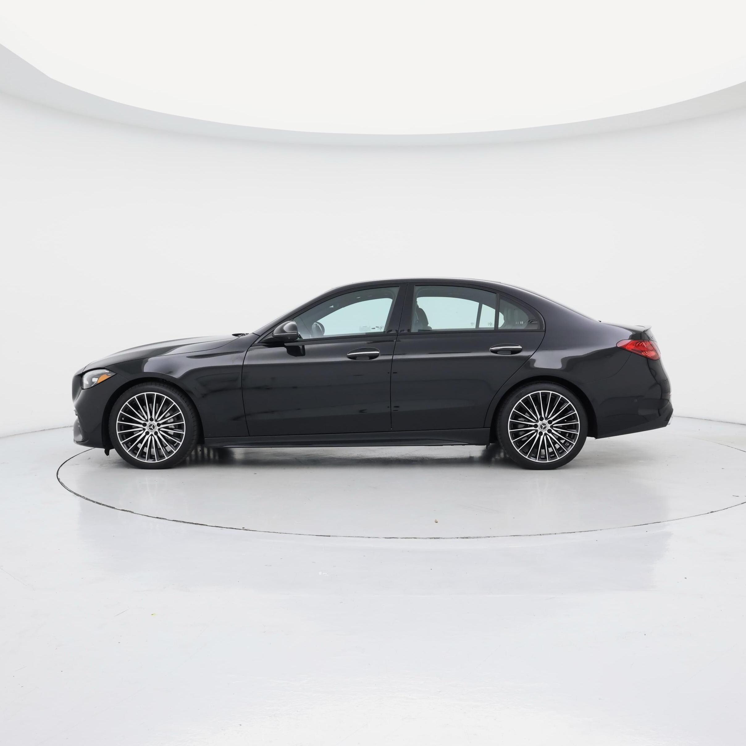 Thumbnail: 2023 Mercedes-Benz C-Class - 3