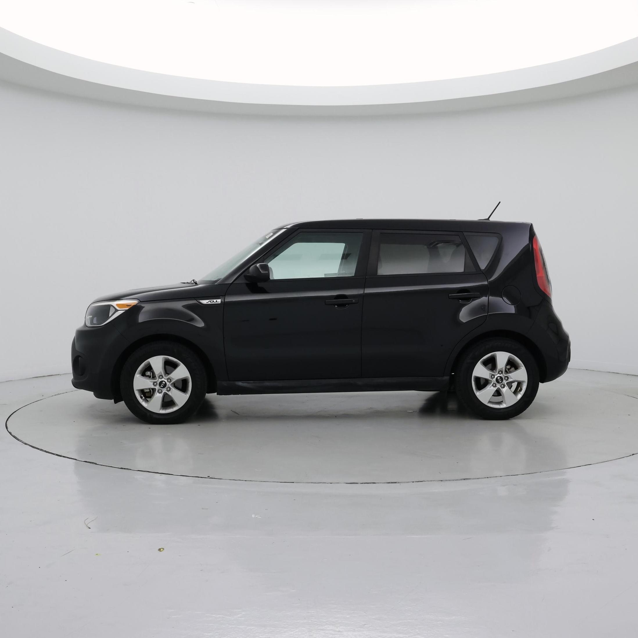 Thumbnail: 2019 Kia Soul - 3