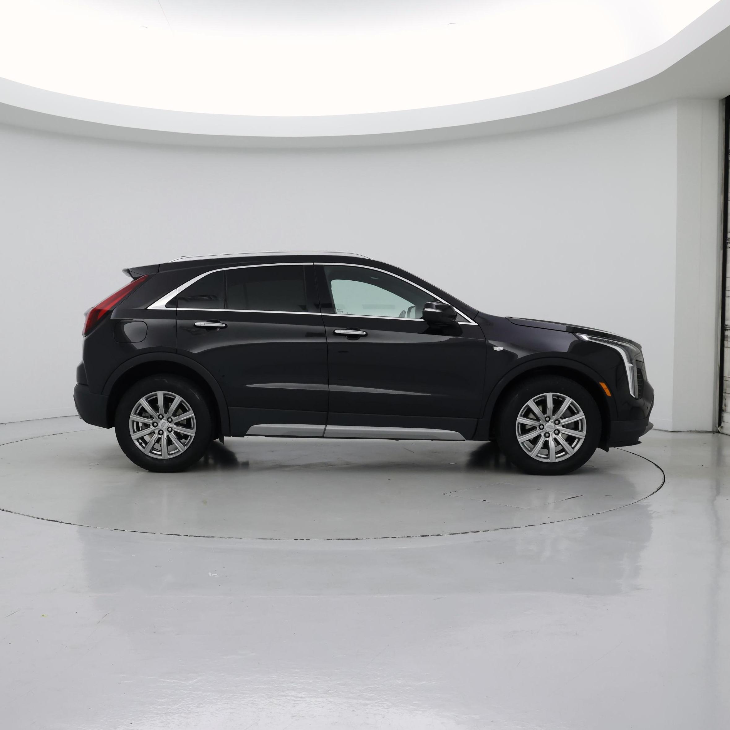 Thumbnail: 2023 Cadillac XT4 - 7