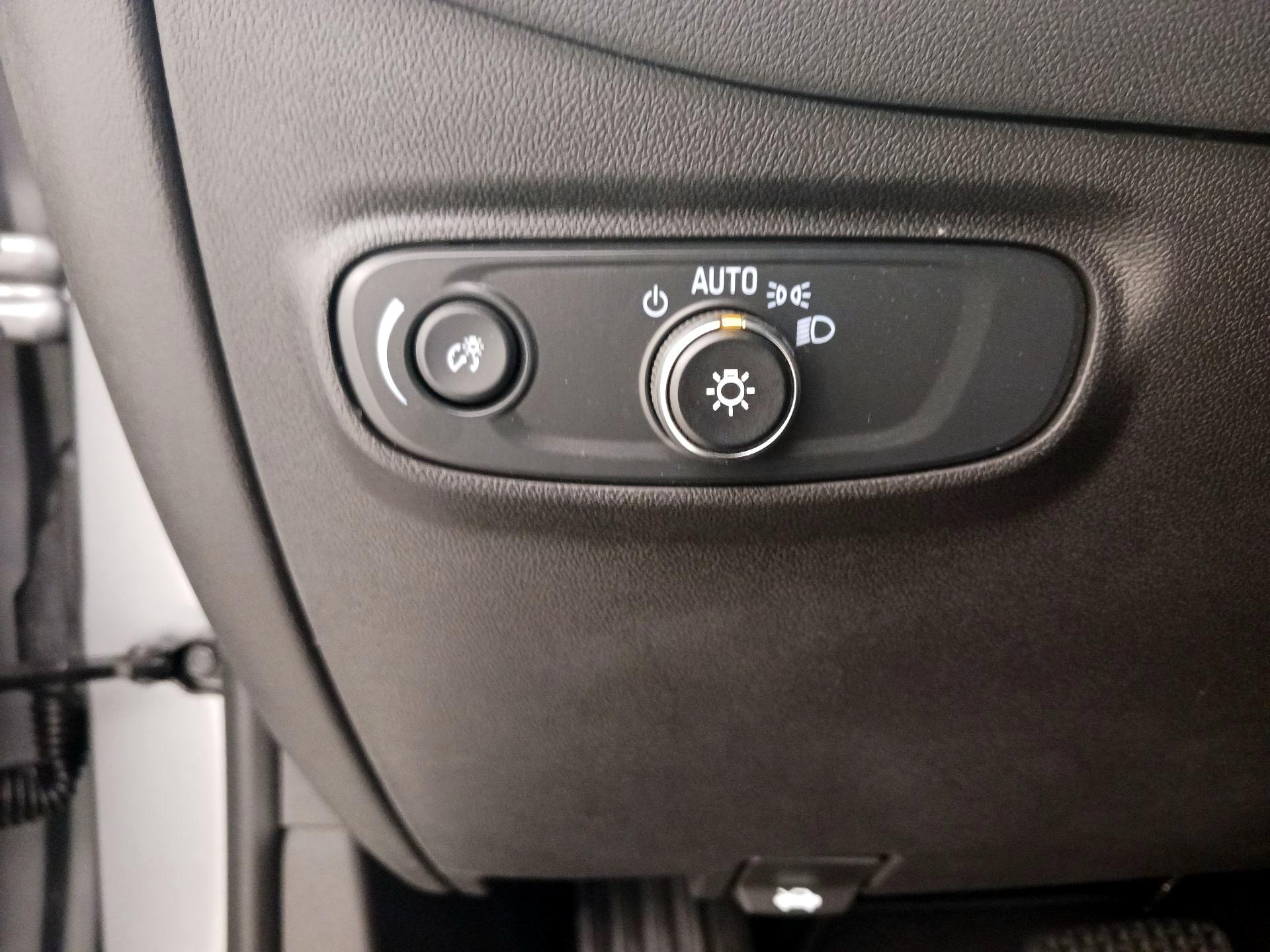 Thumbnail: 2024 Chevrolet Equinox - 13
