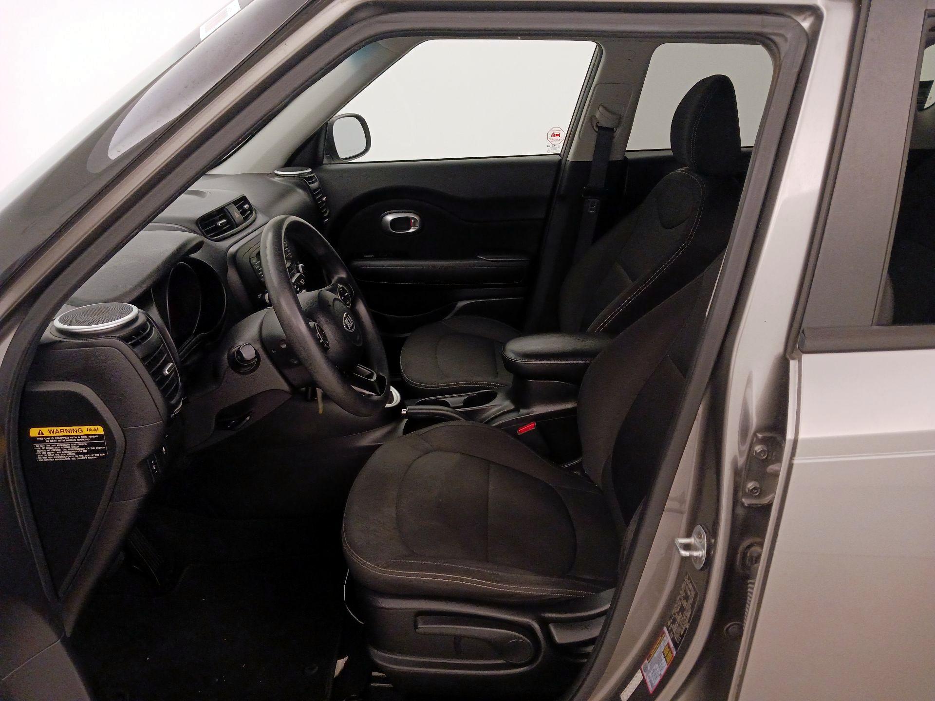 Thumbnail: 2016 Kia Soul - 11