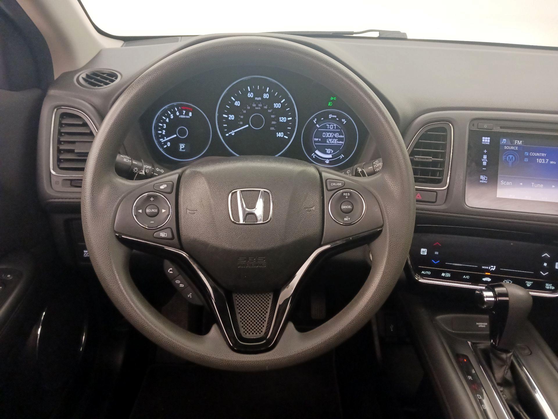 Thumbnail: 2016 Honda HR-V - 10