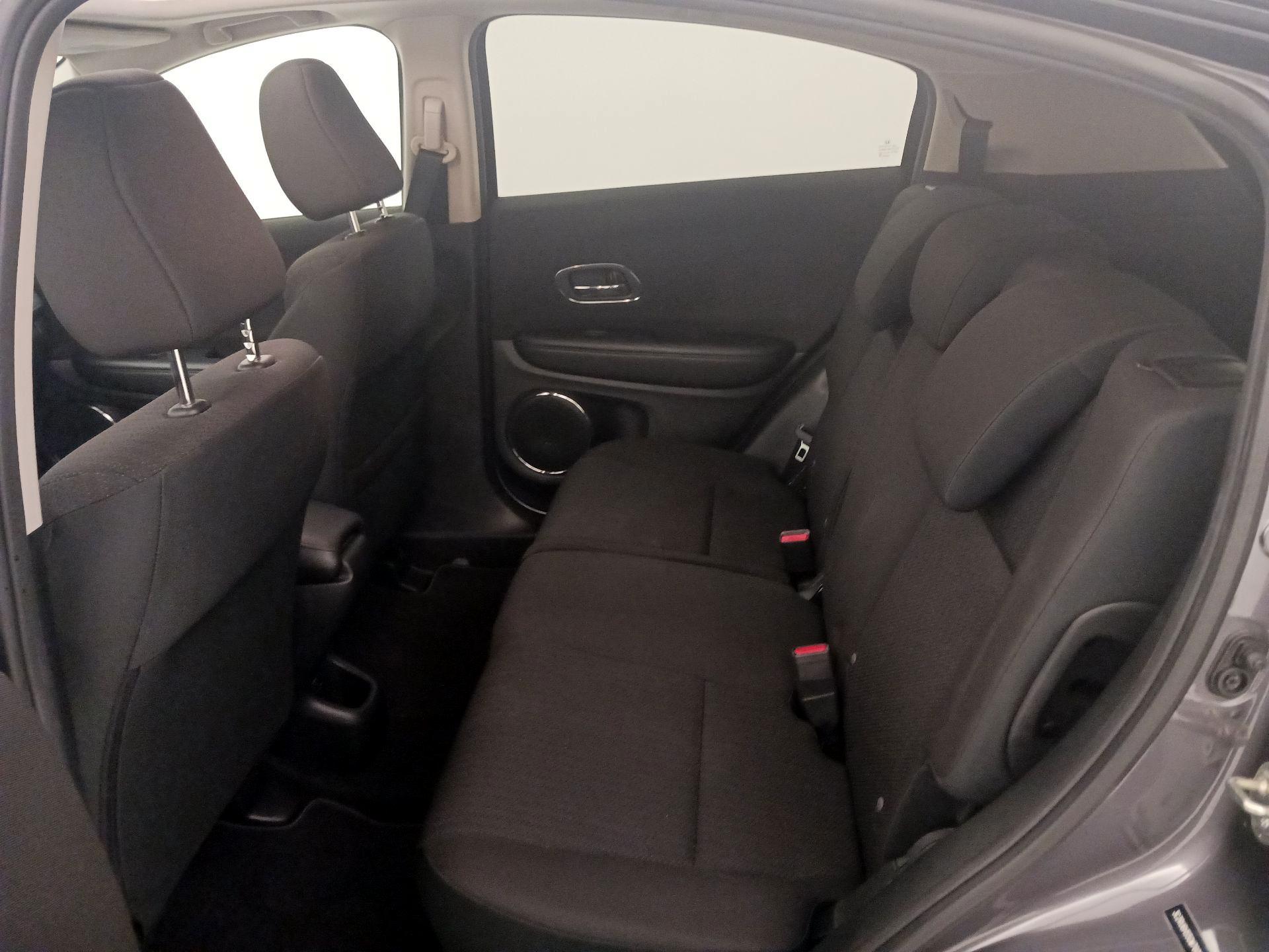 Thumbnail: 2016 Honda HR-V - 20