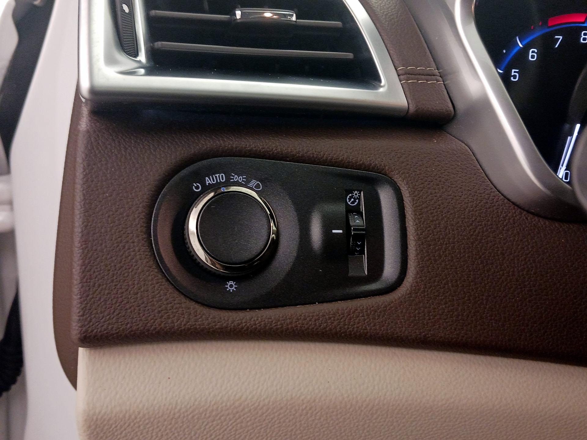 Thumbnail: 2015 Cadillac SRX - 13