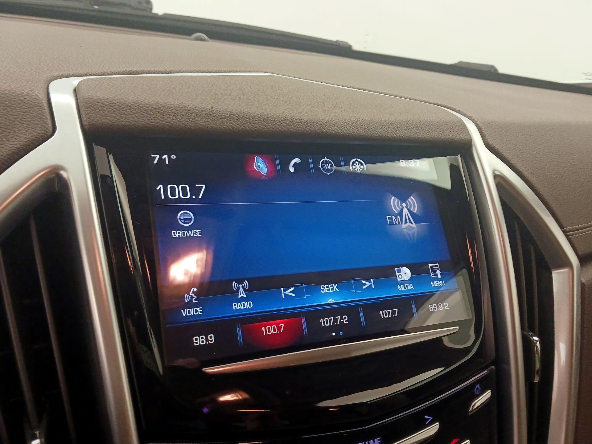 Thumbnail: 2015 Cadillac SRX - 16