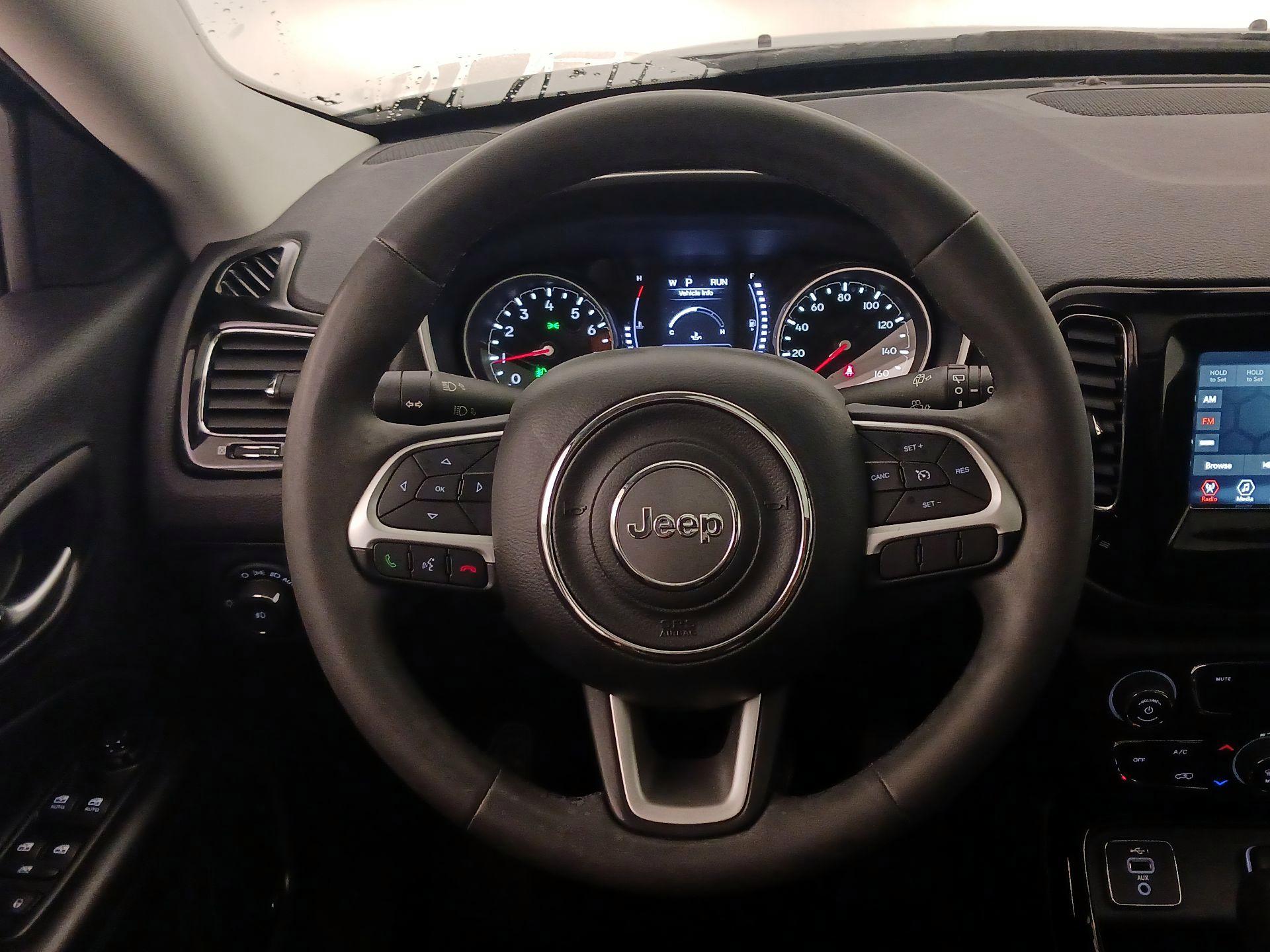 Thumbnail: 2021 Jeep Compass - 10