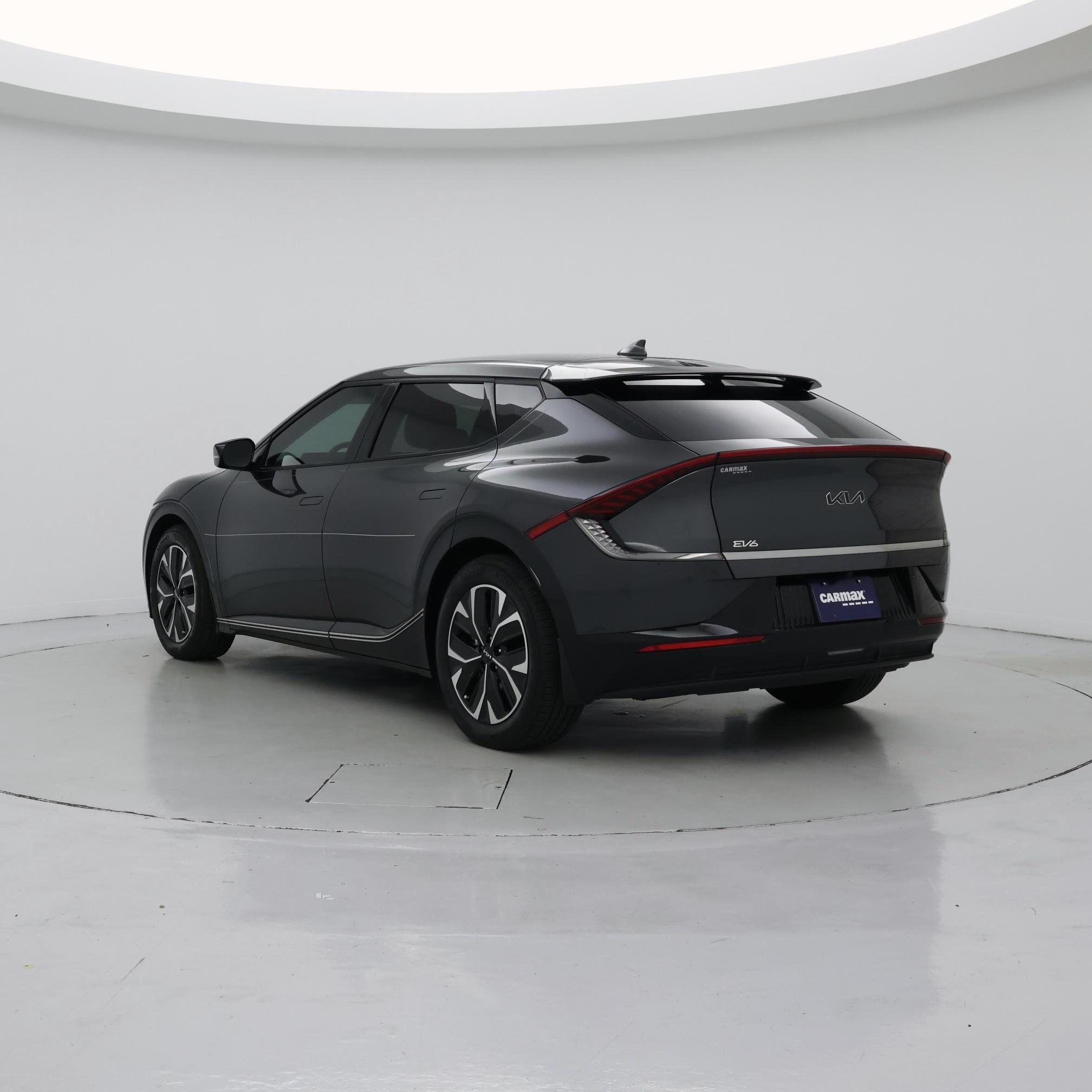 Thumbnail: 2022 Kia EV6 - 2