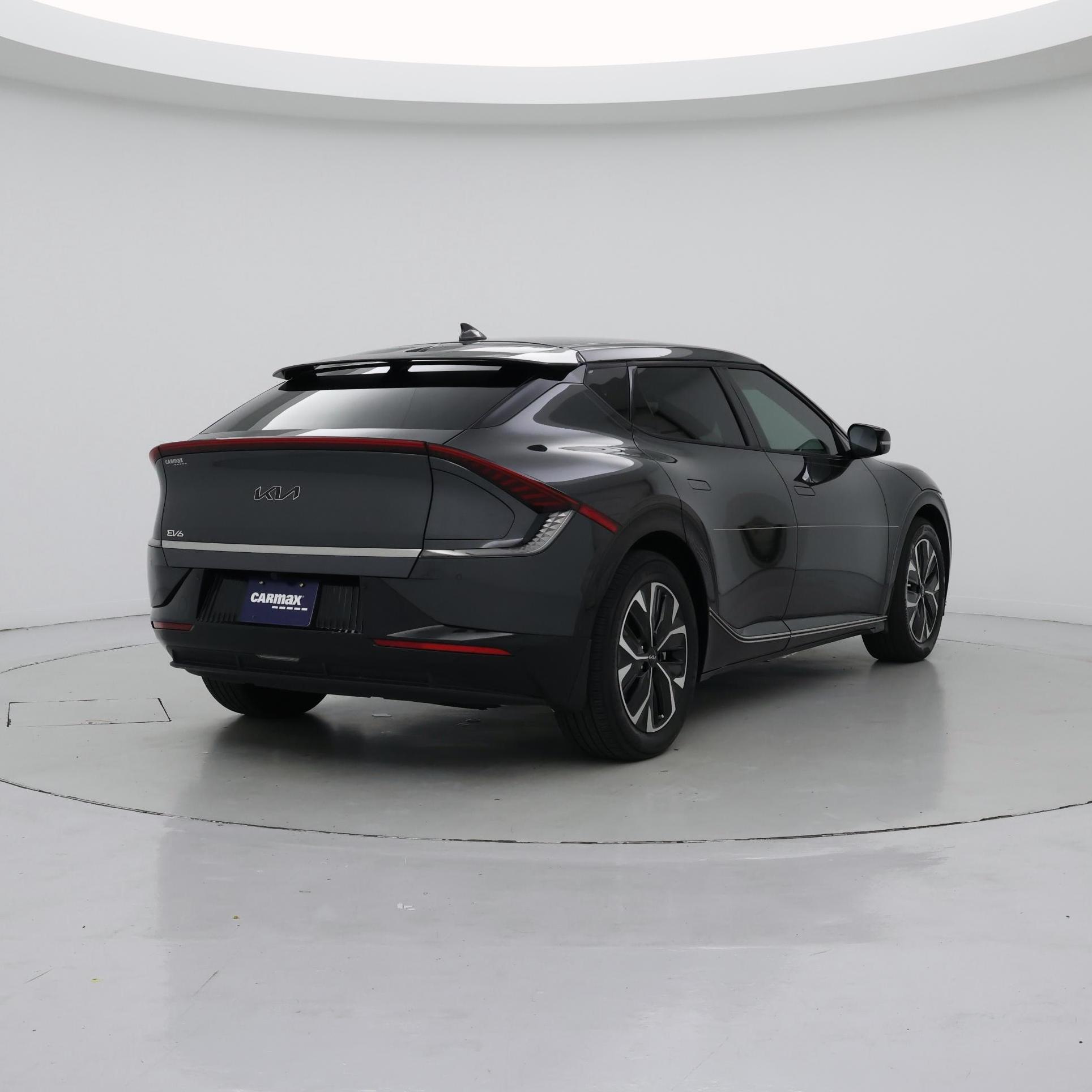 Thumbnail: 2022 Kia EV6 - 8