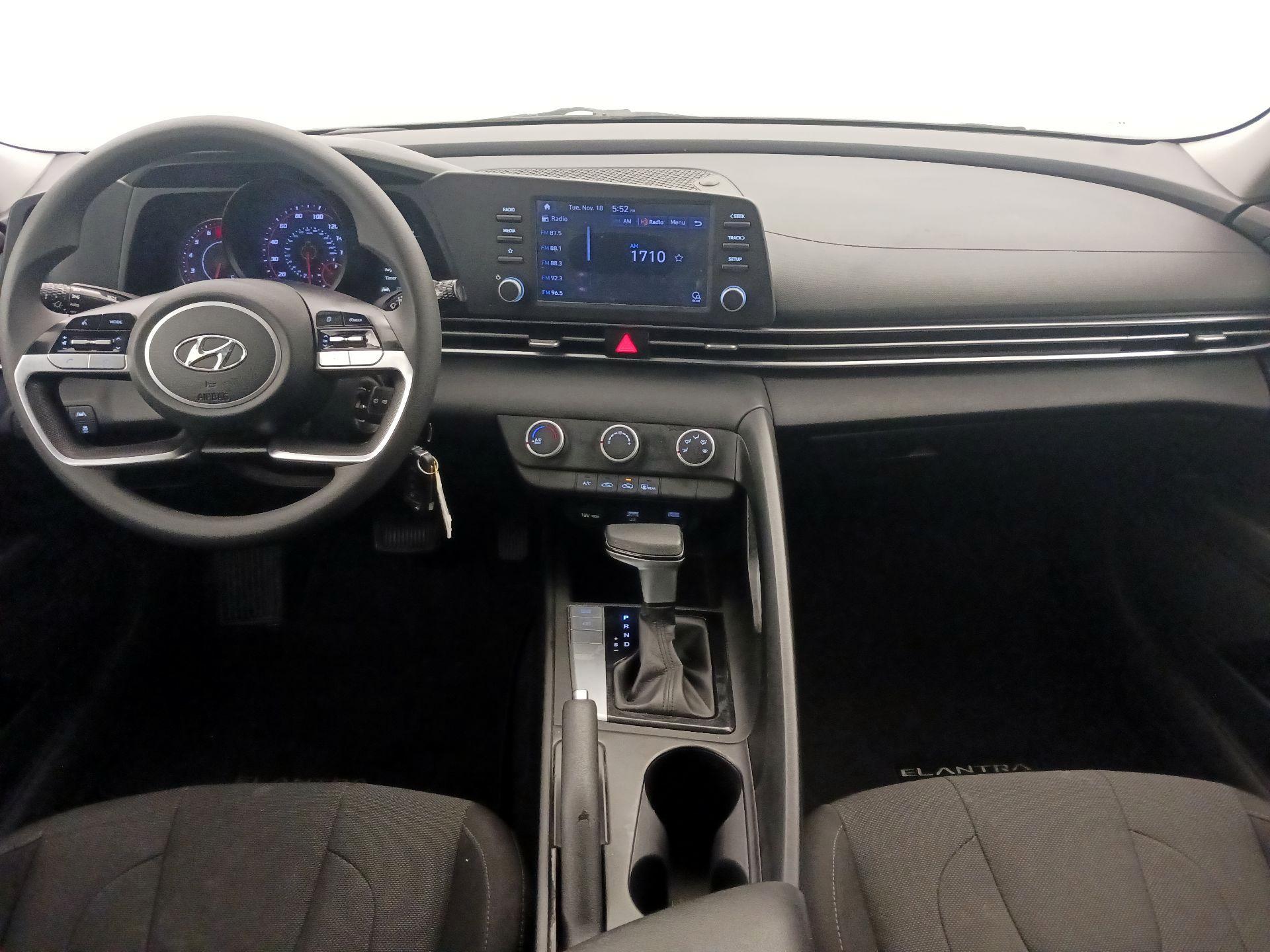 Thumbnail: 2021 Hyundai Elantra - 9