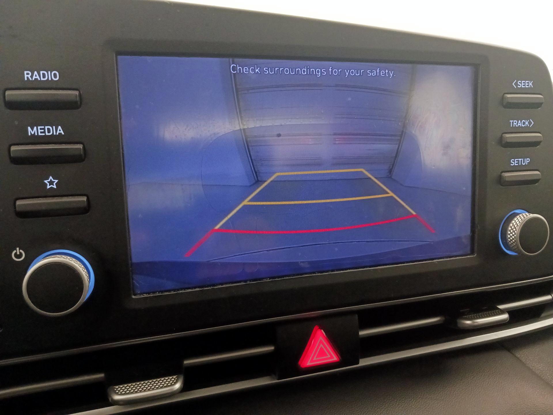 Thumbnail: 2021 Hyundai Elantra - 14