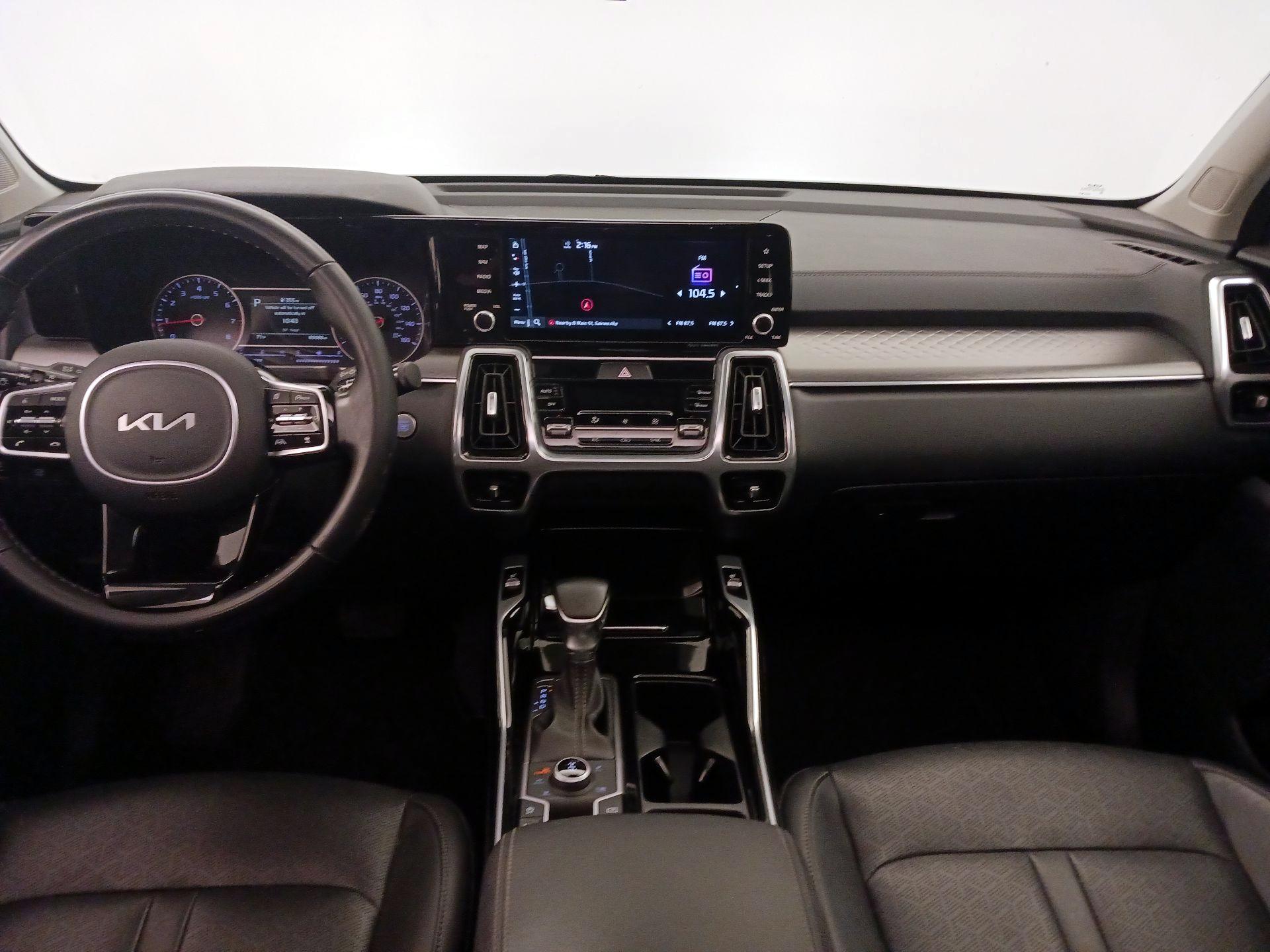 Thumbnail: 2022 Kia Sorento - 9