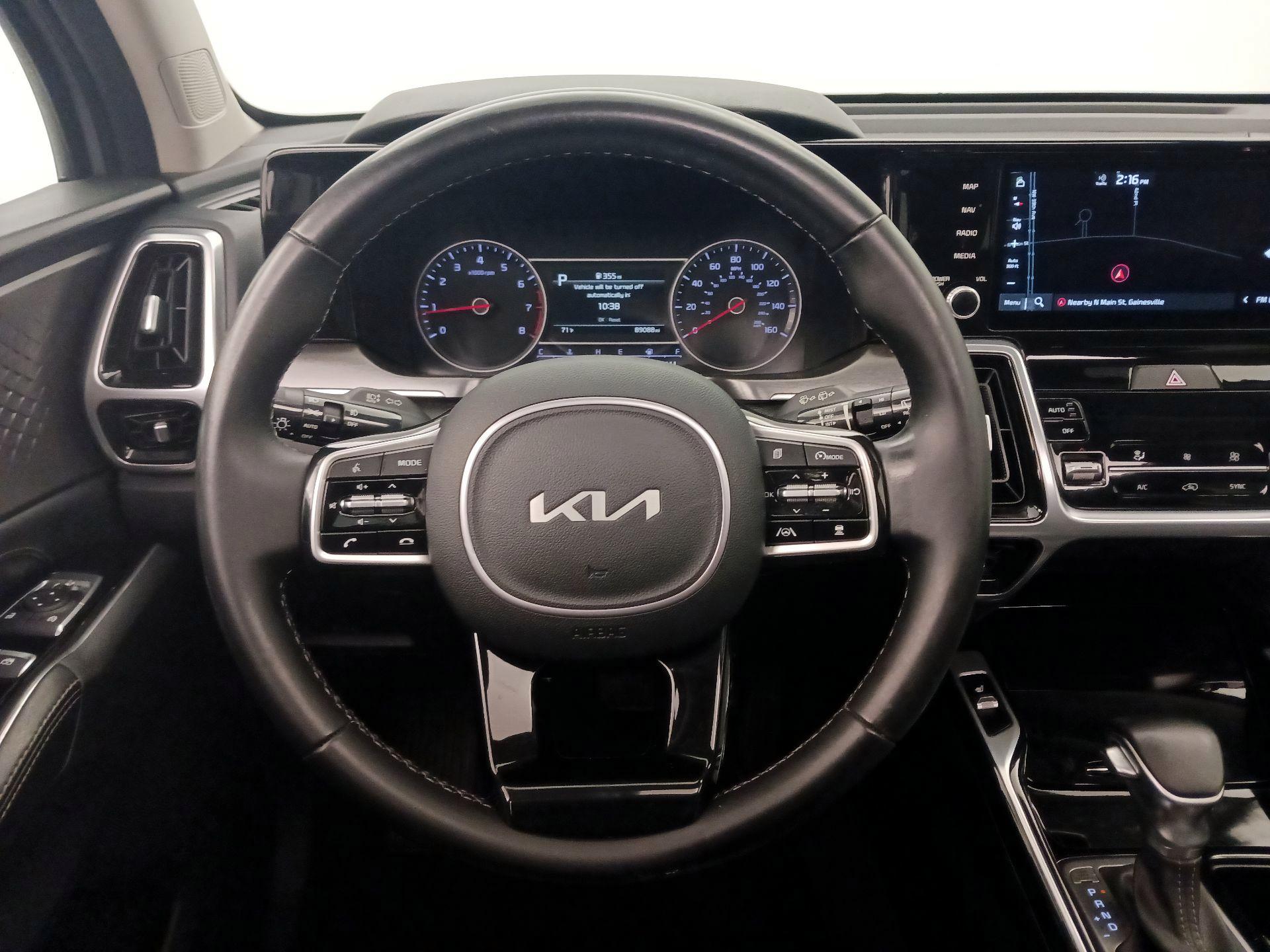 Thumbnail: 2022 Kia Sorento - 10