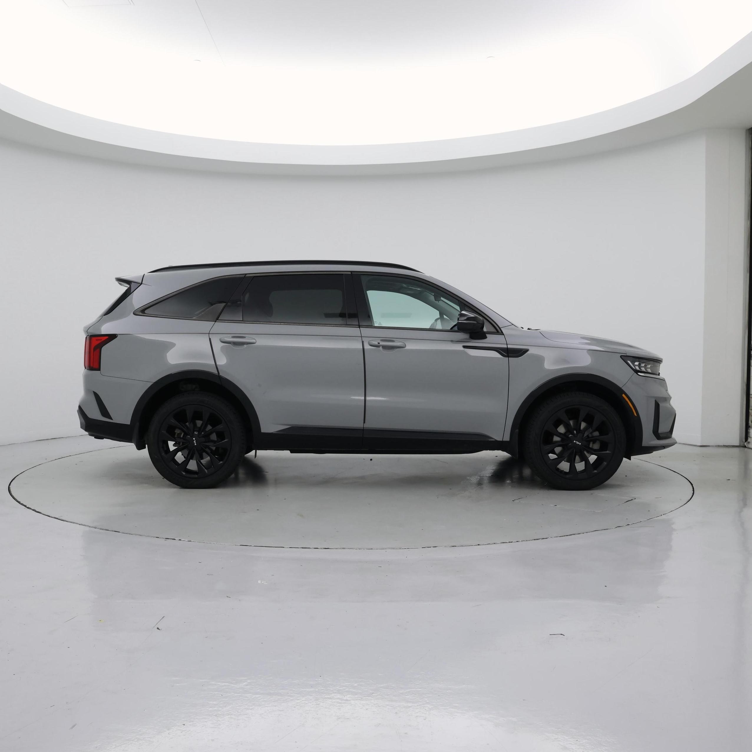 Thumbnail: 2022 Kia Sorento - 7