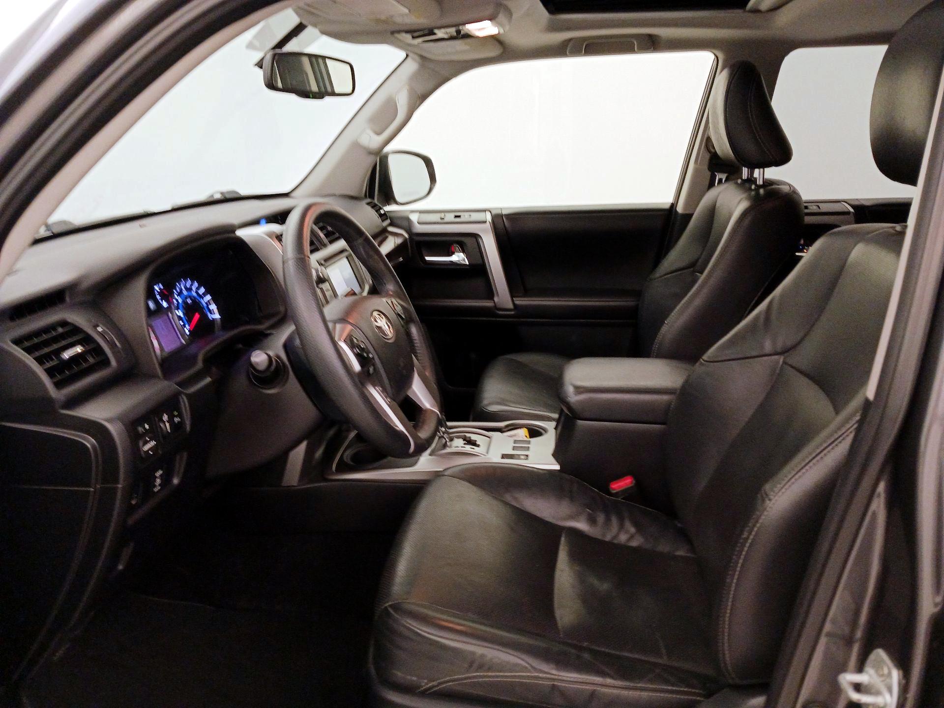 Thumbnail: 2015 Toyota 4Runner - 11