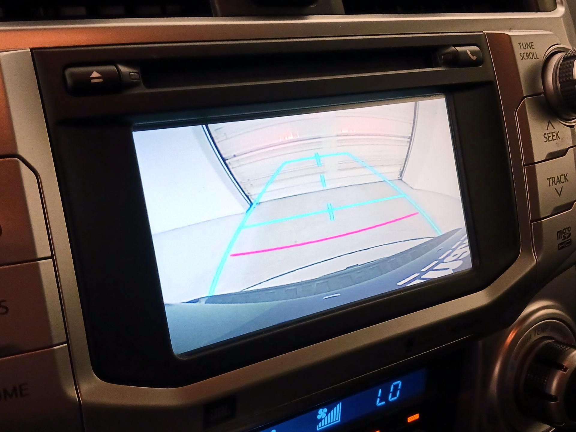Thumbnail: 2015 Toyota 4Runner - 15