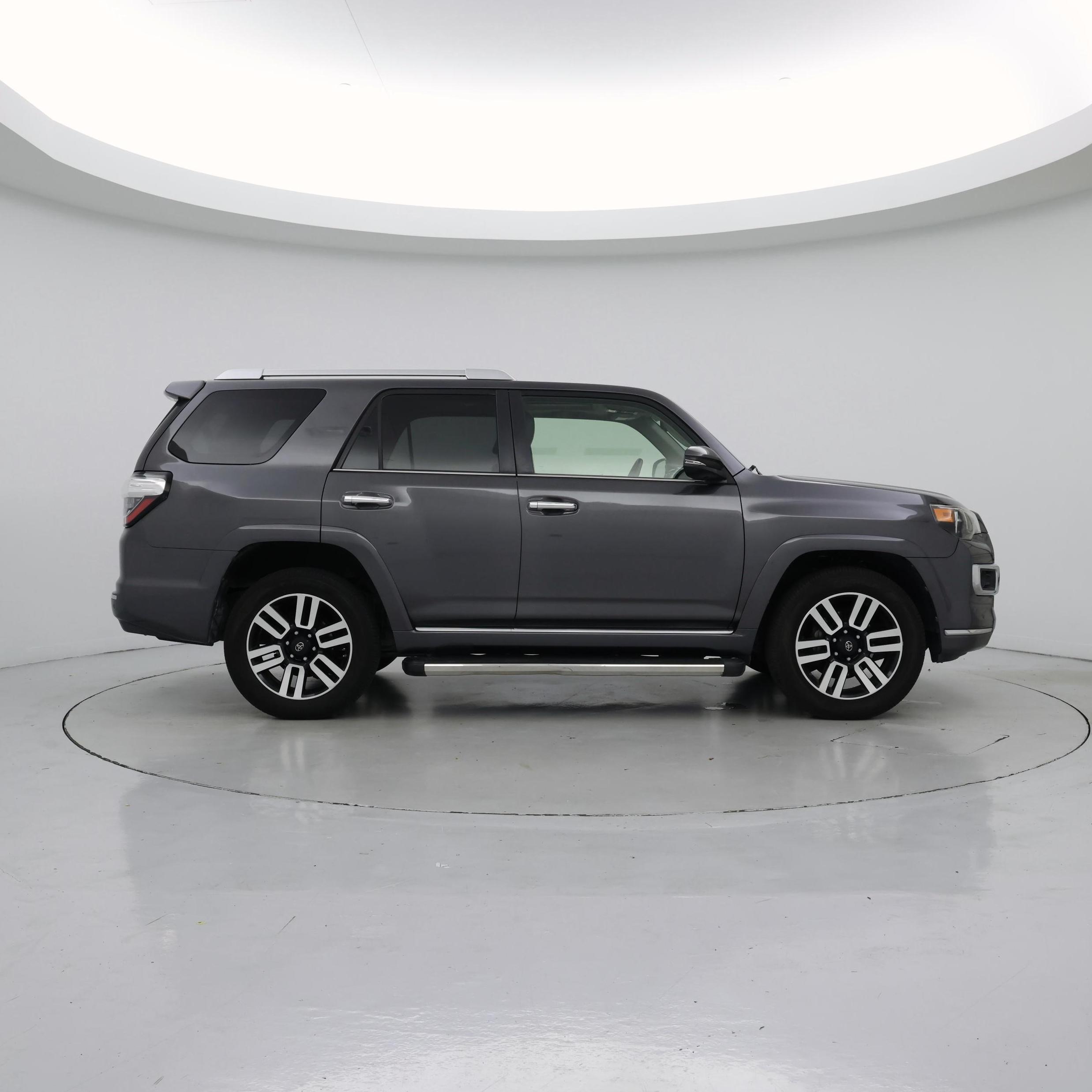Thumbnail: 2015 Toyota 4Runner - 7