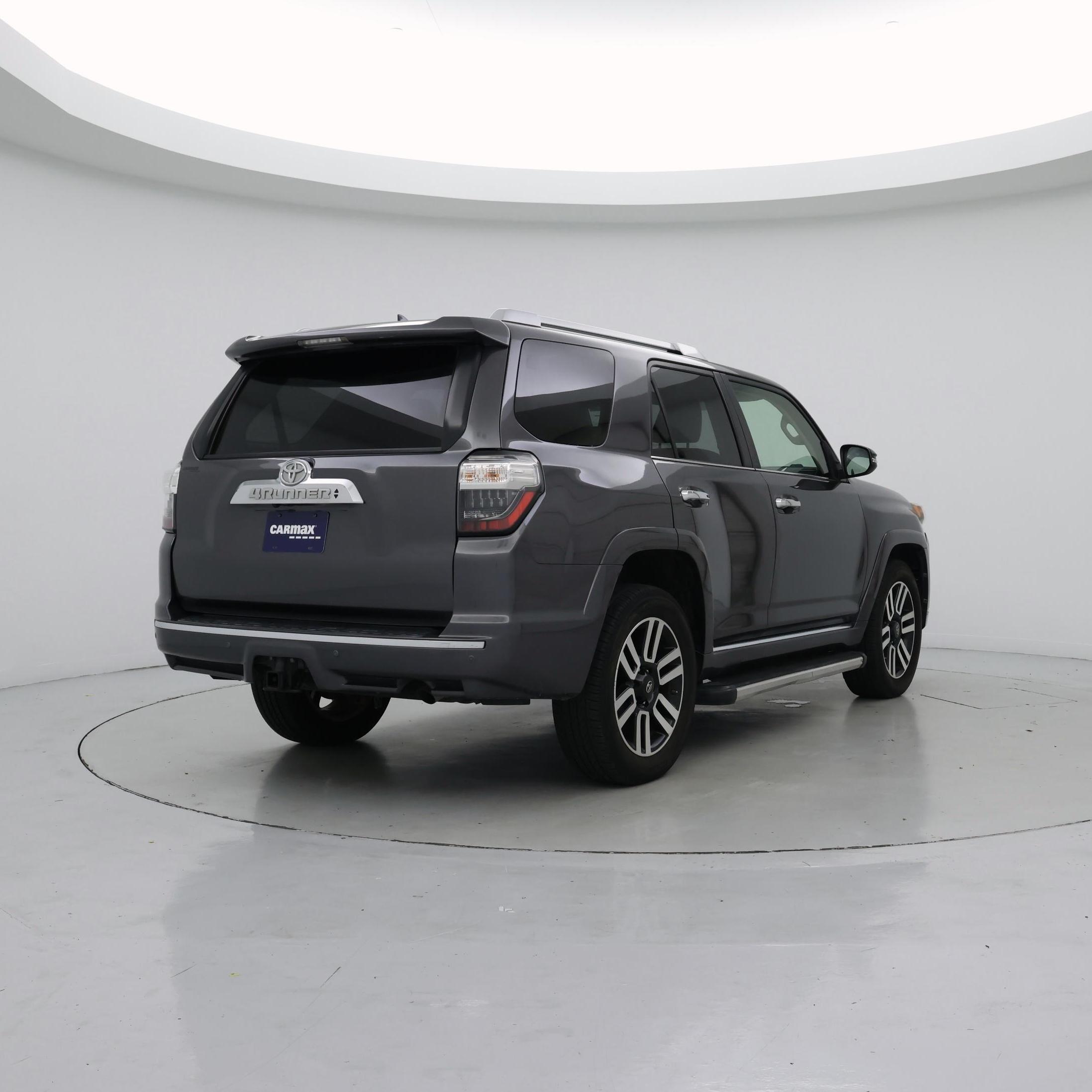 Thumbnail: 2015 Toyota 4Runner - 8