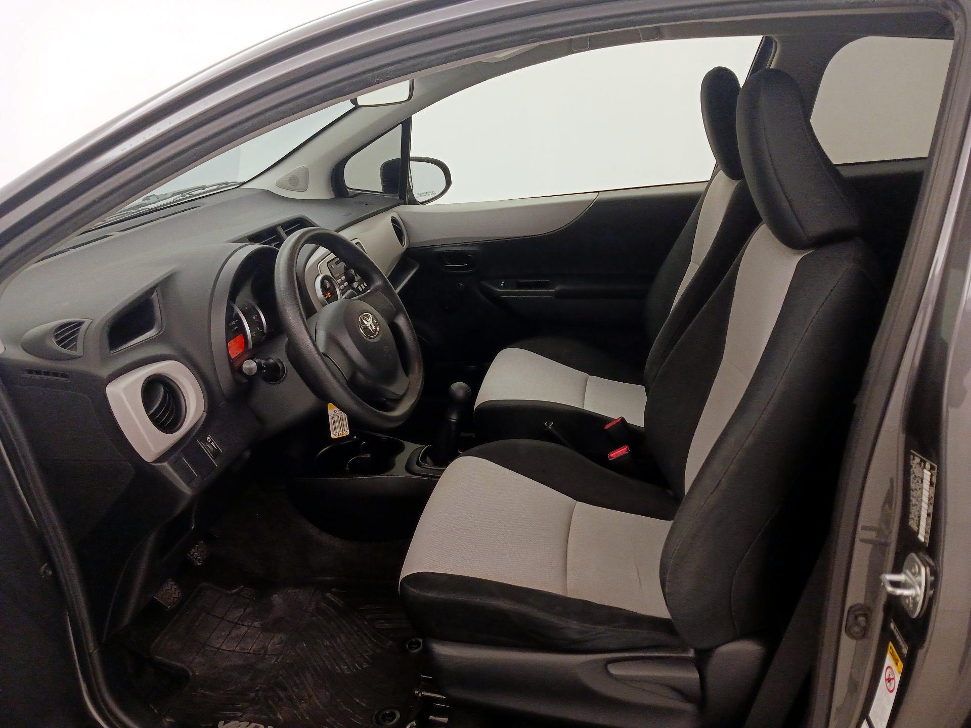Thumbnail: 2014 Toyota Yaris - 11