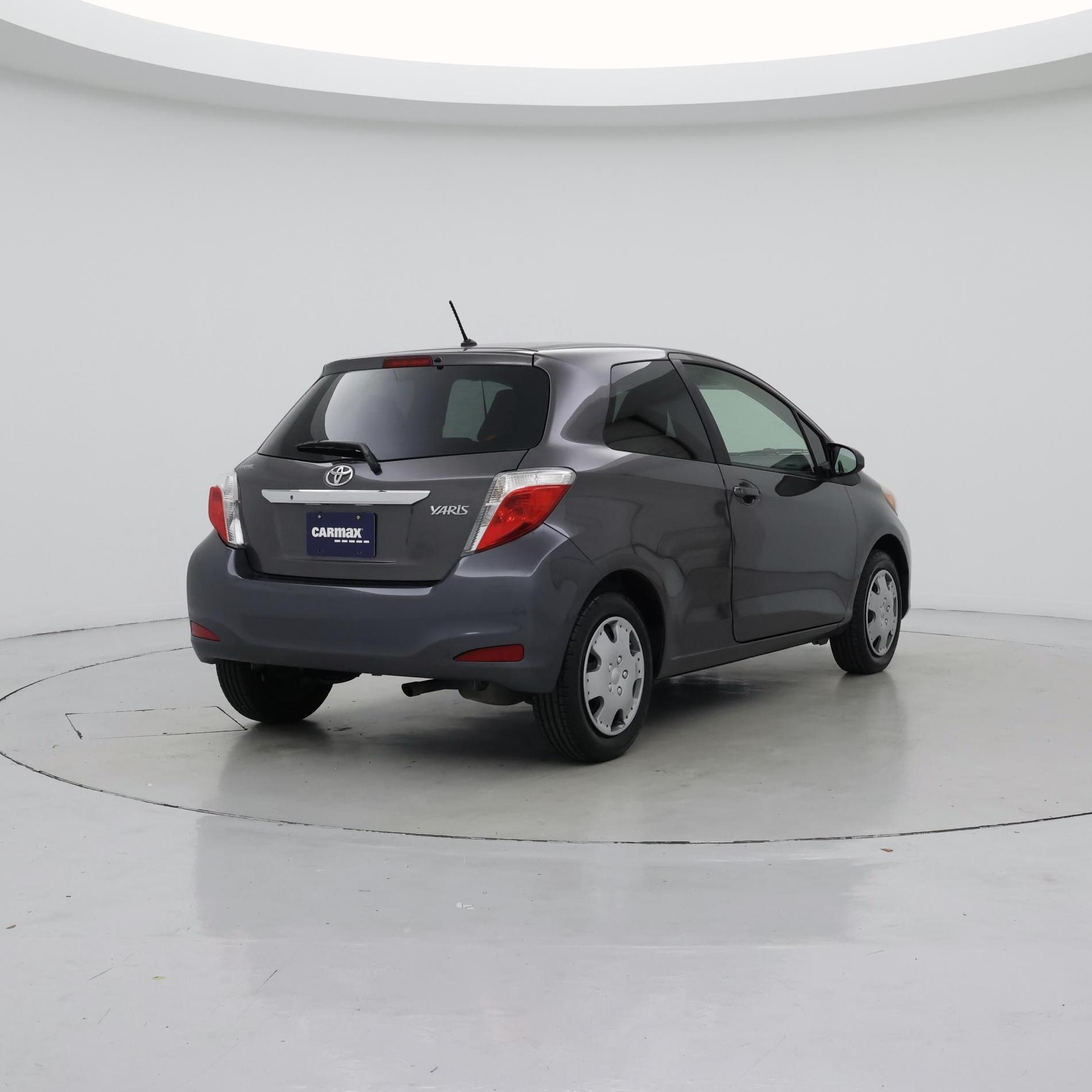 Thumbnail: 2014 Toyota Yaris - 8