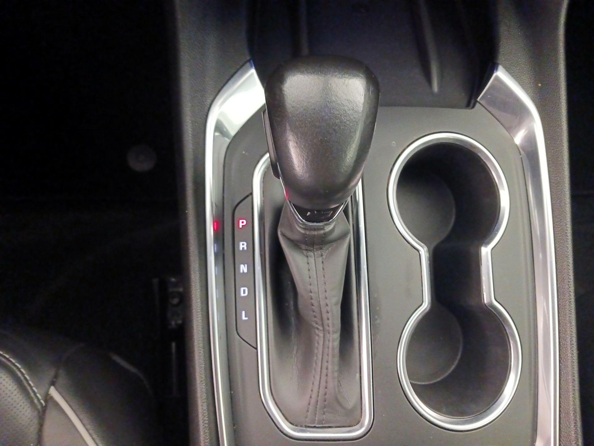 Thumbnail: 2021 Chevrolet Traverse - 18