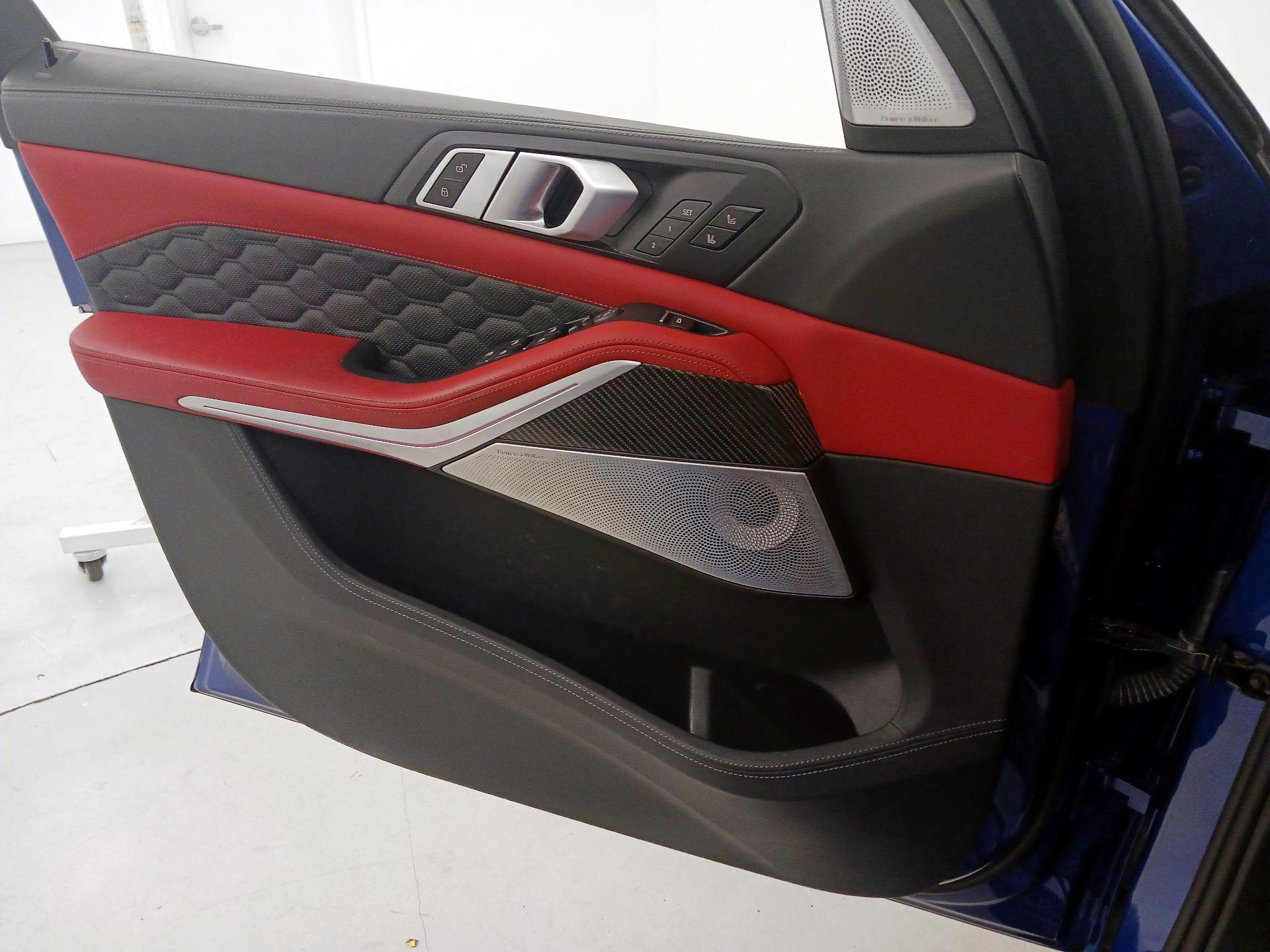 Thumbnail: 2021 BMW X5 - 12