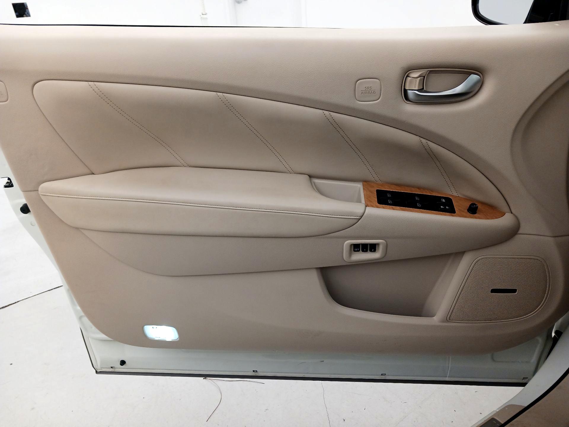 Thumbnail: 2014 Nissan Murano - 12
