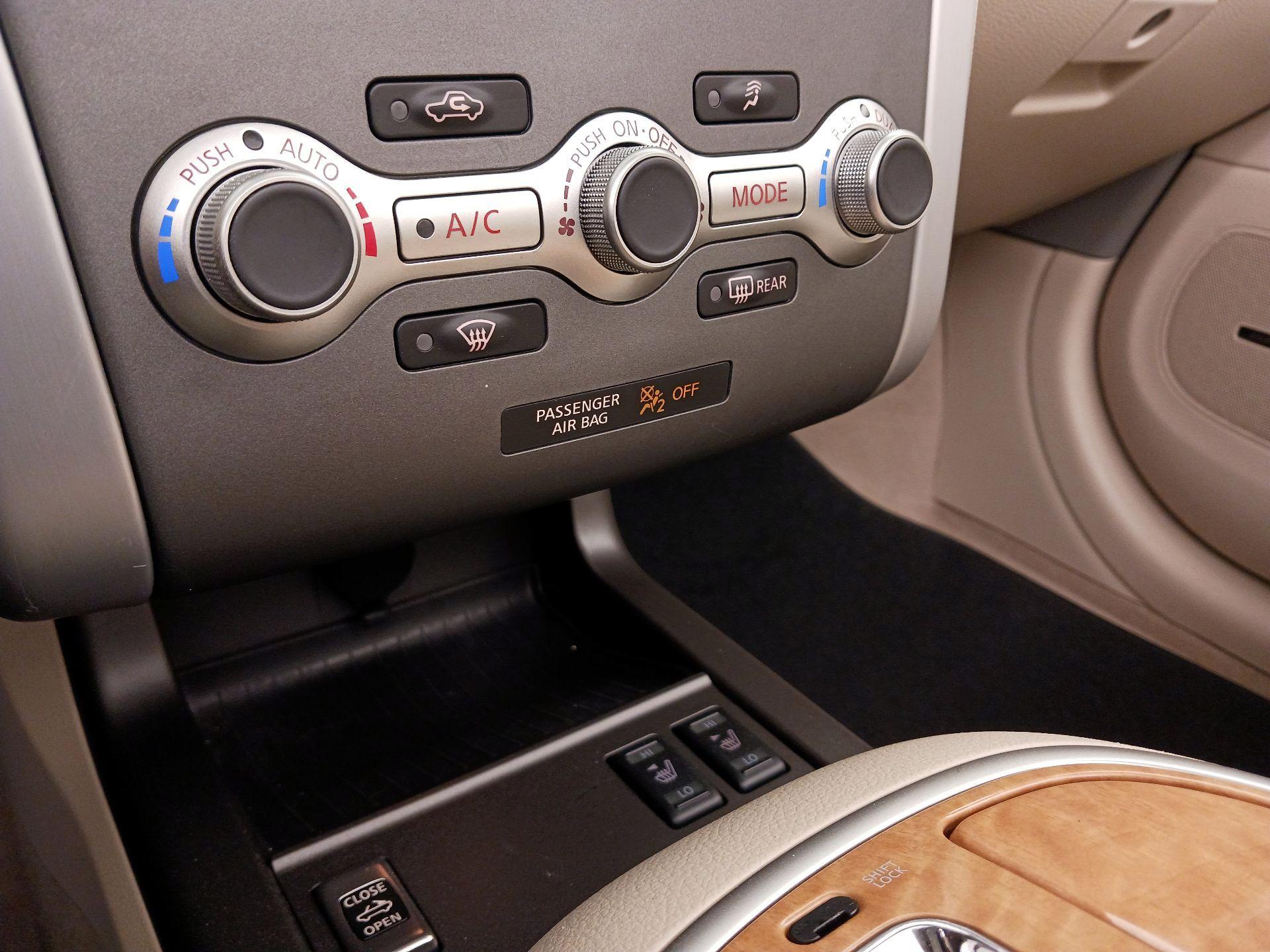Thumbnail: 2014 Nissan Murano - 16