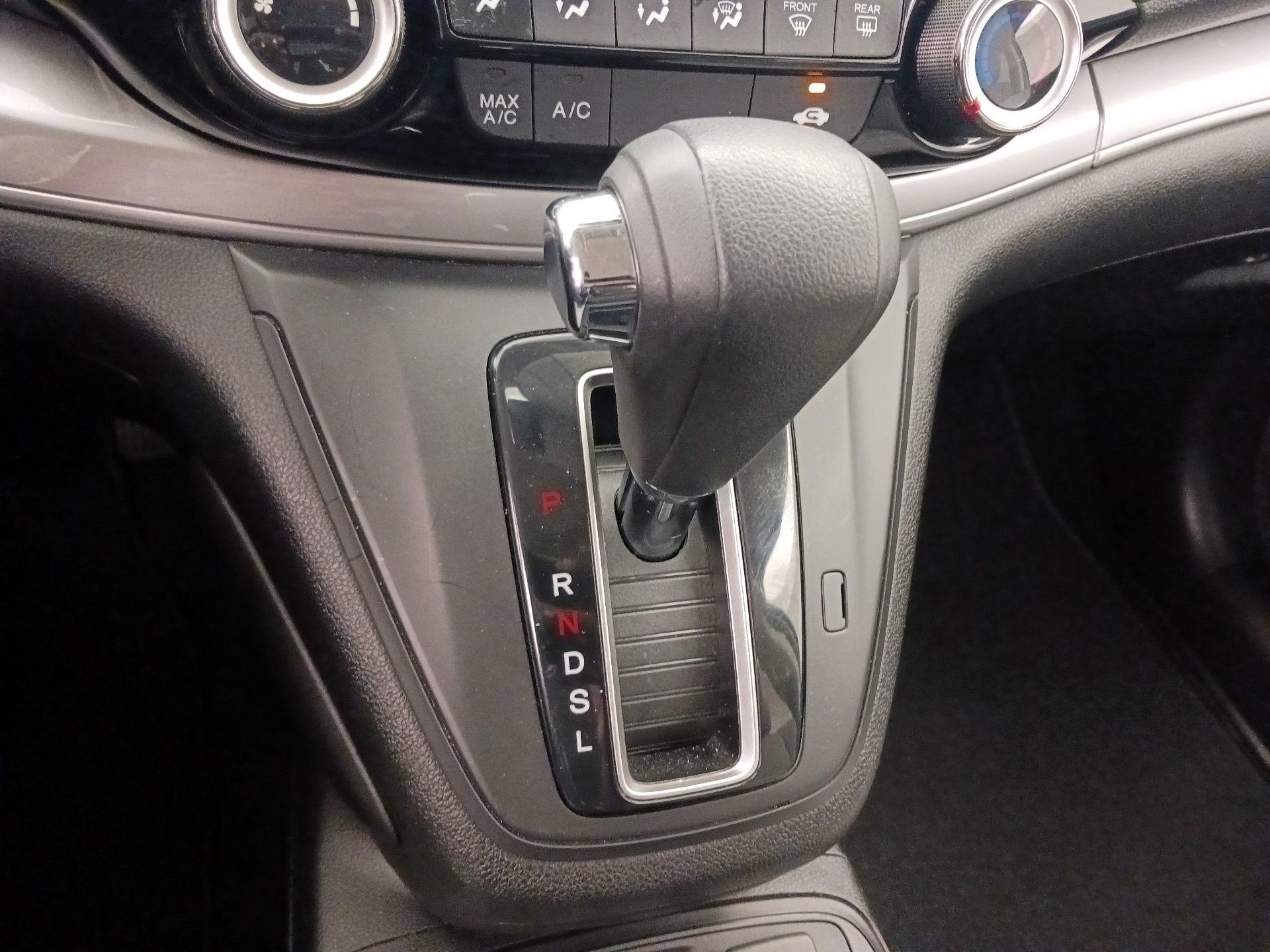 Thumbnail: 2015 Honda CR-V - 17