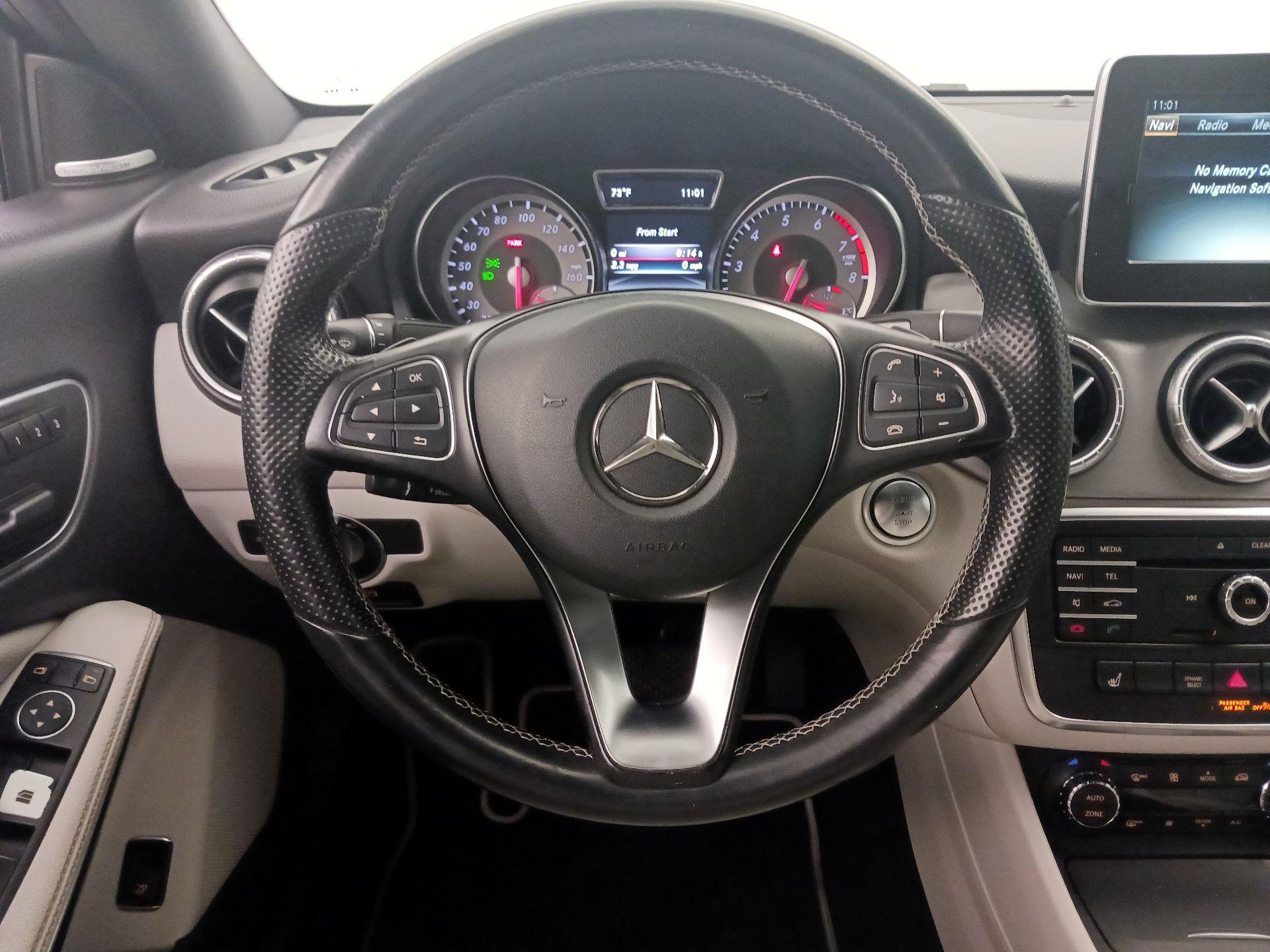 Thumbnail: 2016 Mercedes-Benz CLA - 10