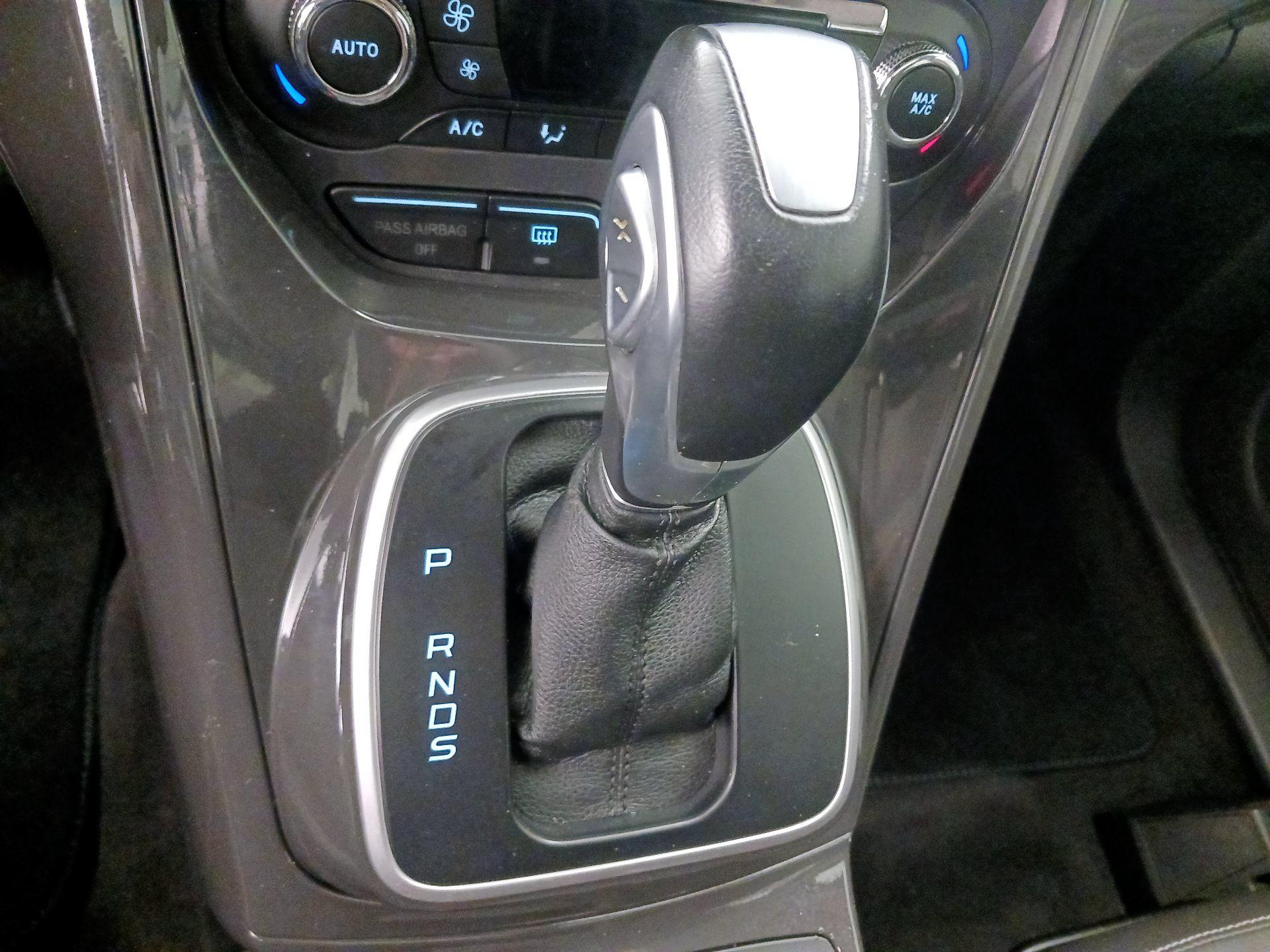 Thumbnail: 2014 Ford Escape - 17