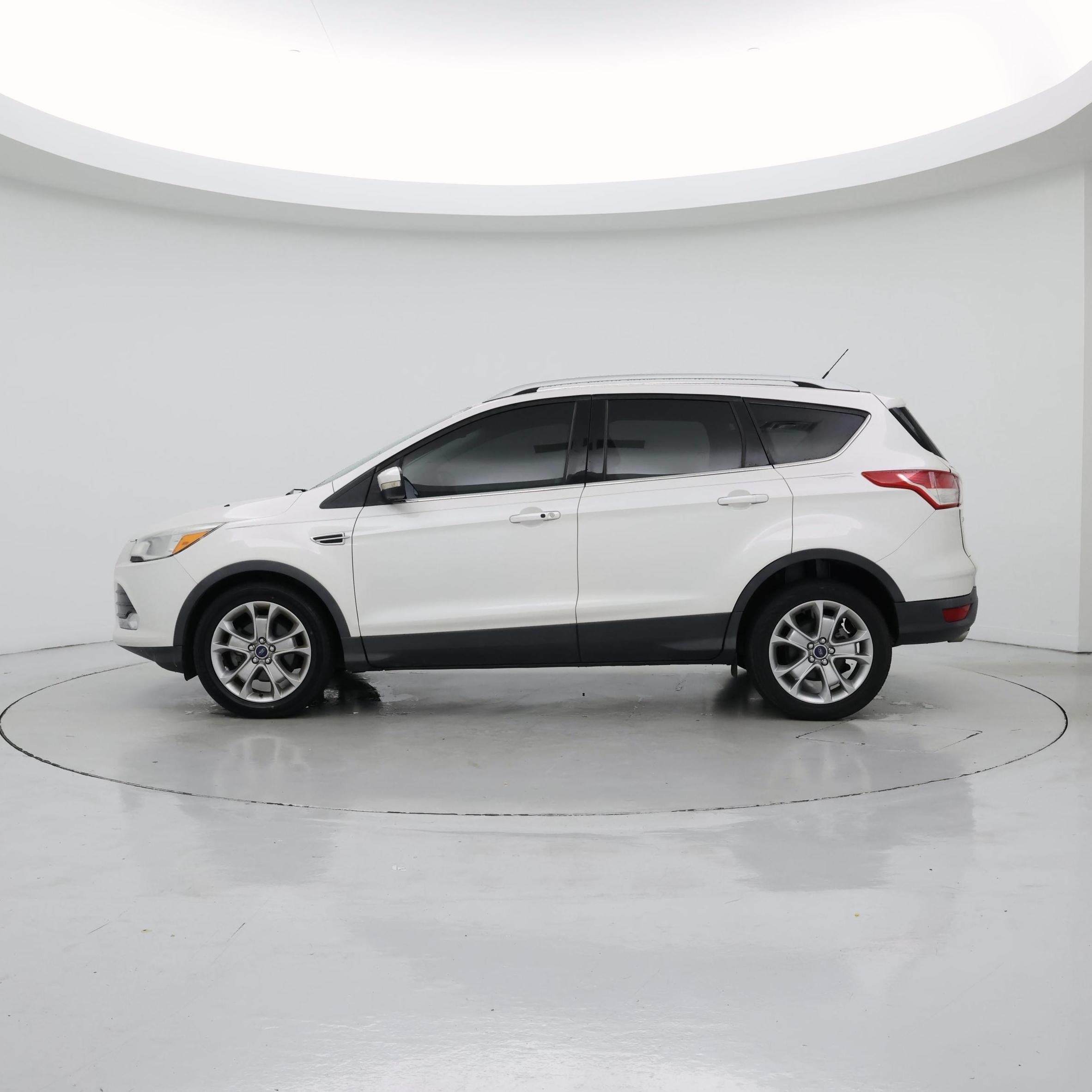 Thumbnail: 2014 Ford Escape - 3