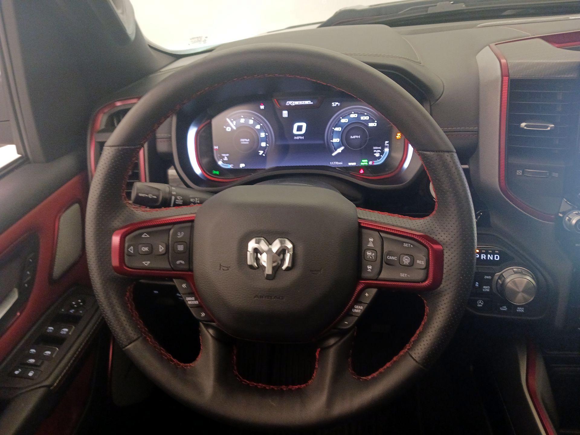 Thumbnail: 2025 RAM 1500 - 10