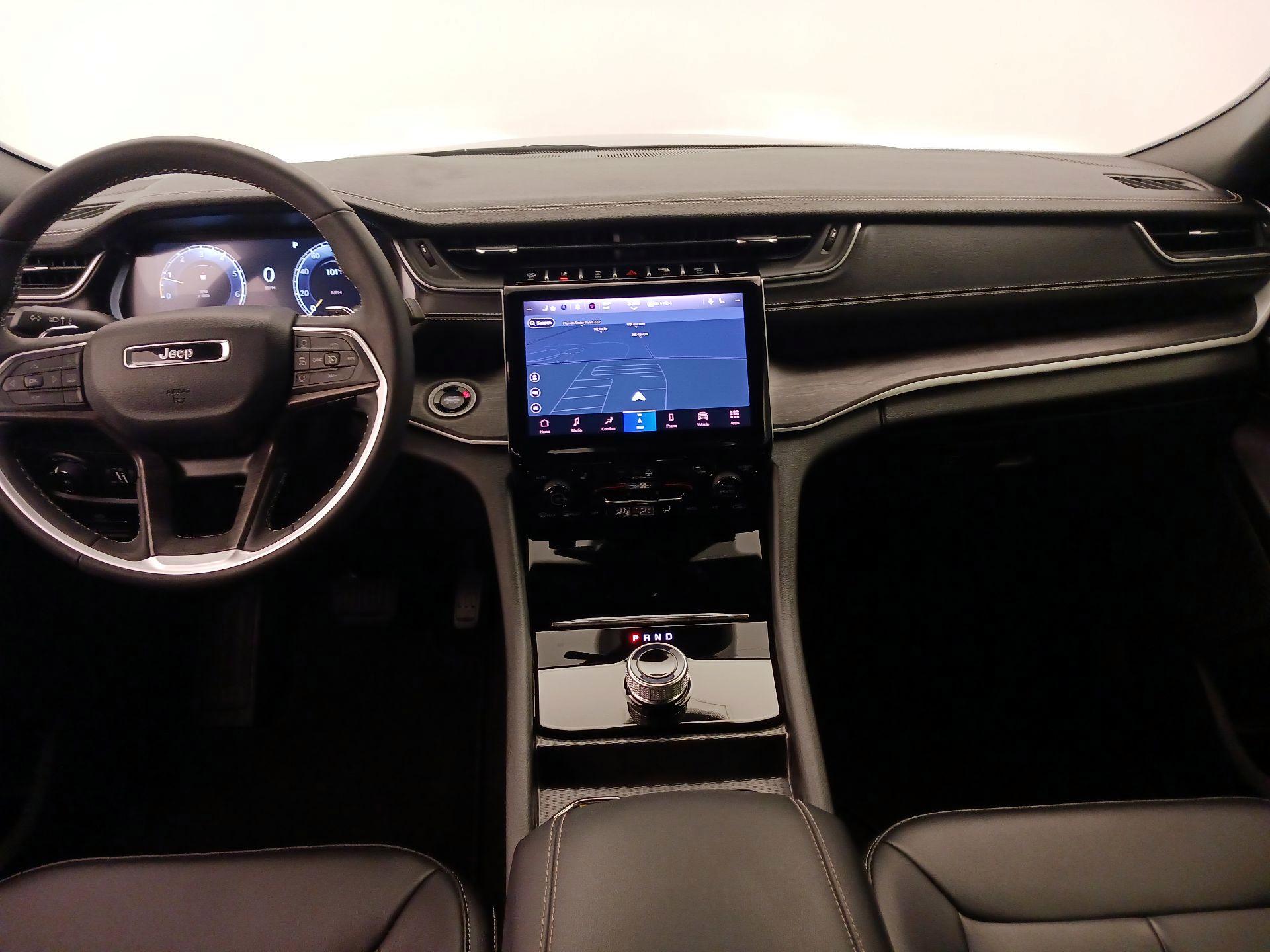 Thumbnail: 2025 Jeep Grand Cherokee L - 9