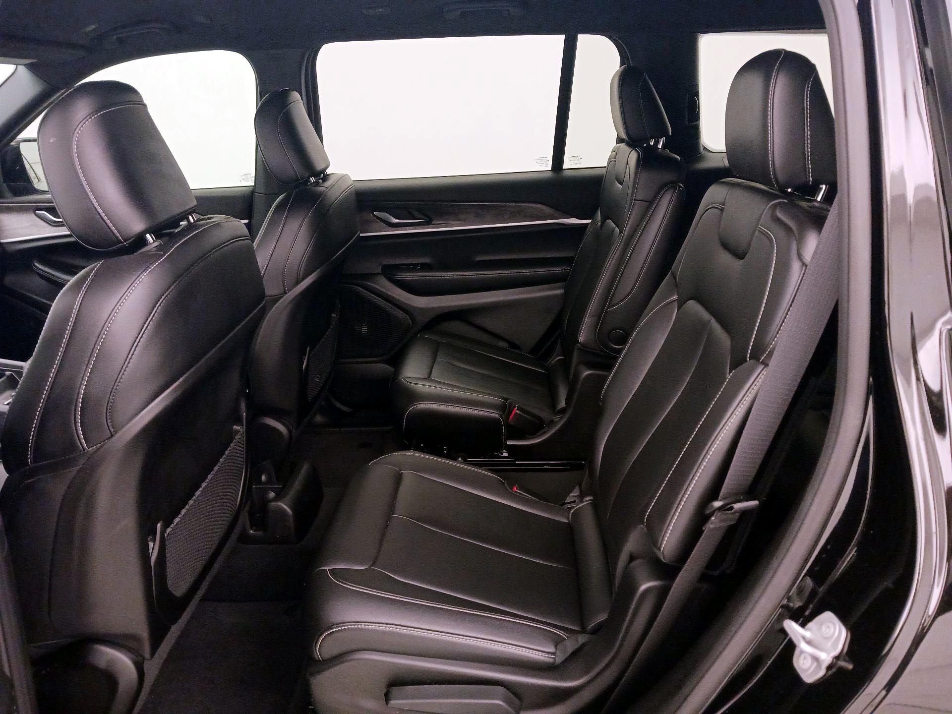 Thumbnail: 2025 Jeep Grand Cherokee L - 20