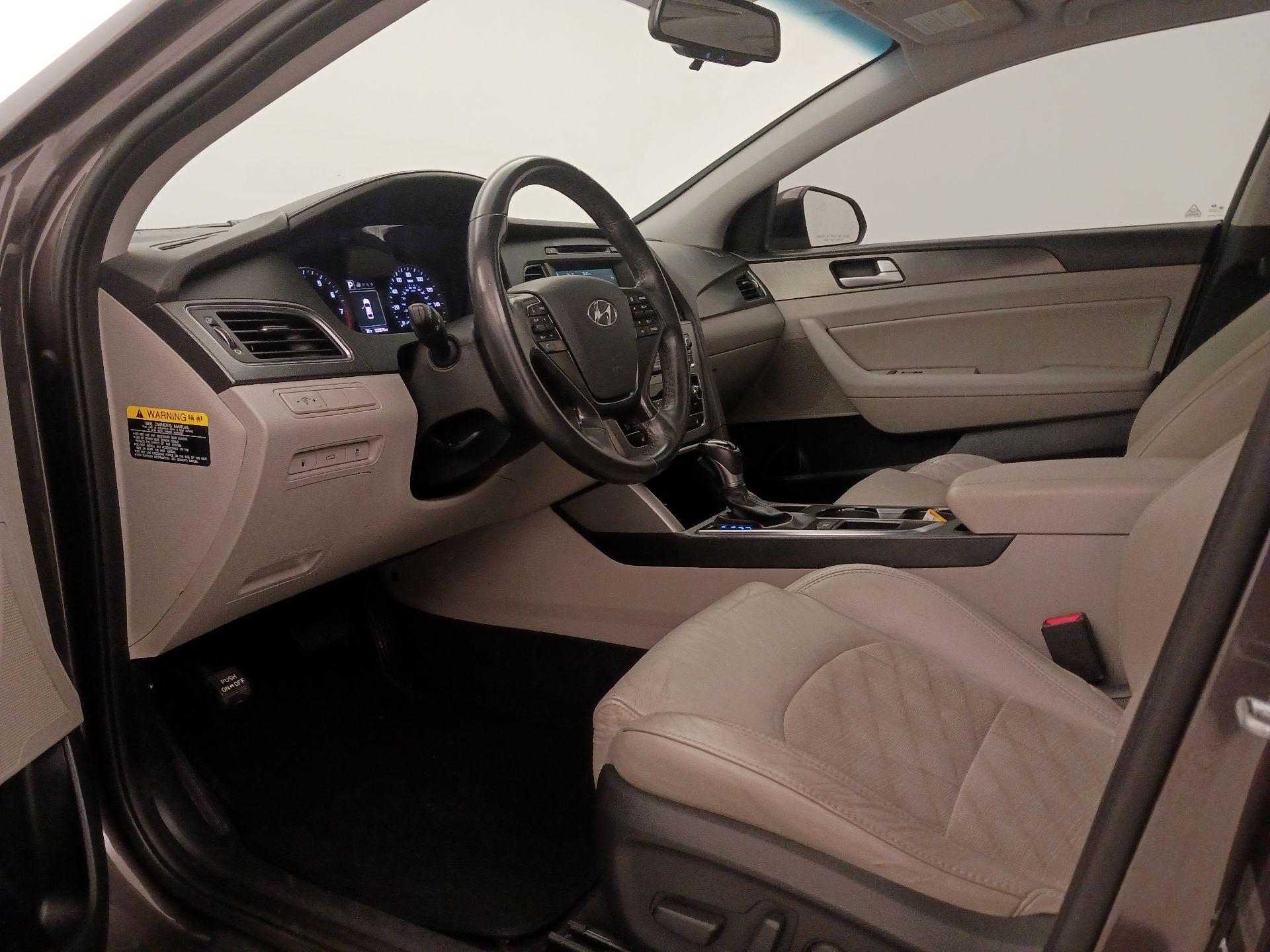 Thumbnail: 2016 Hyundai Sonata - 11