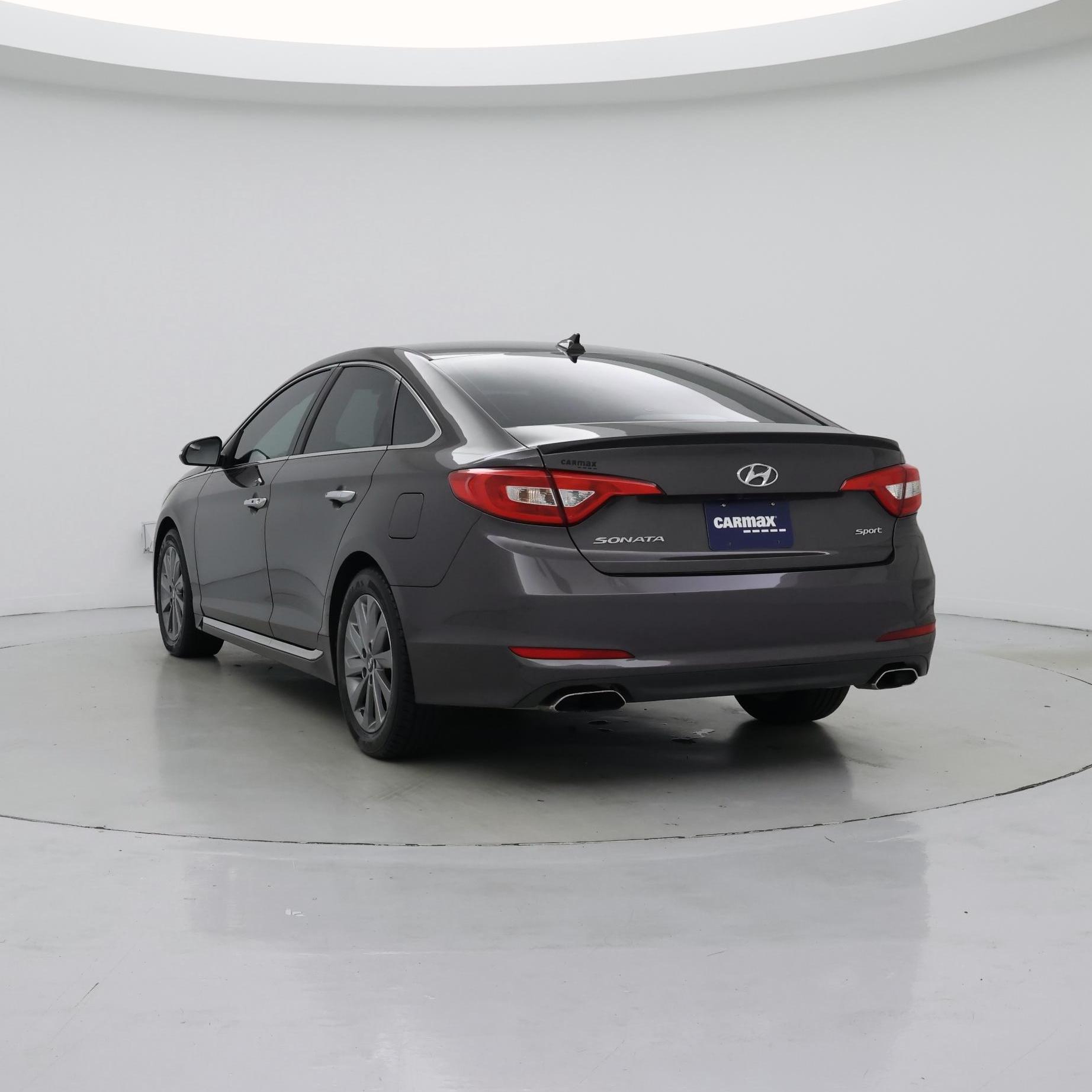 Thumbnail: 2016 Hyundai Sonata - 2