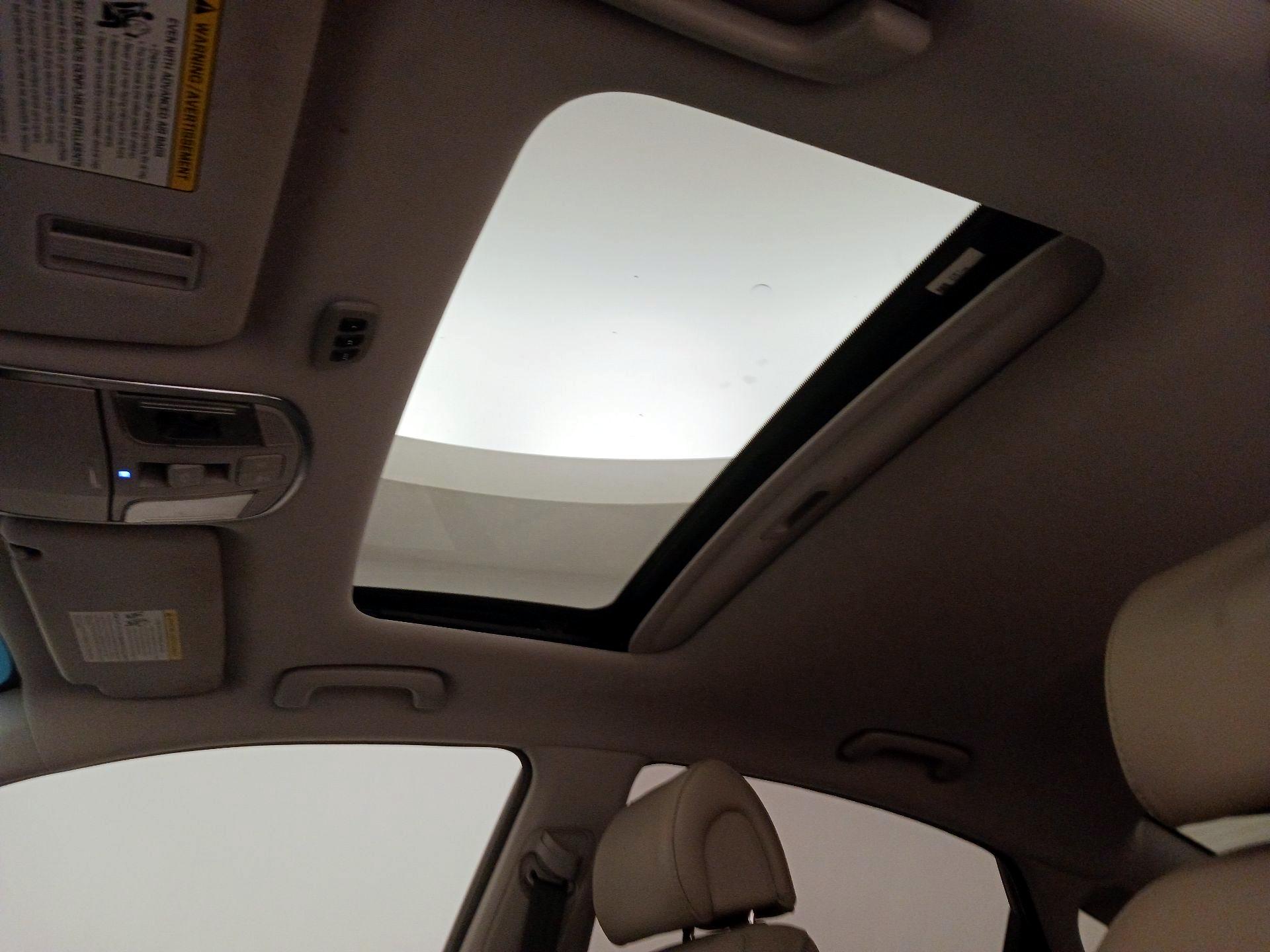 Thumbnail: 2016 Hyundai Sonata - 19