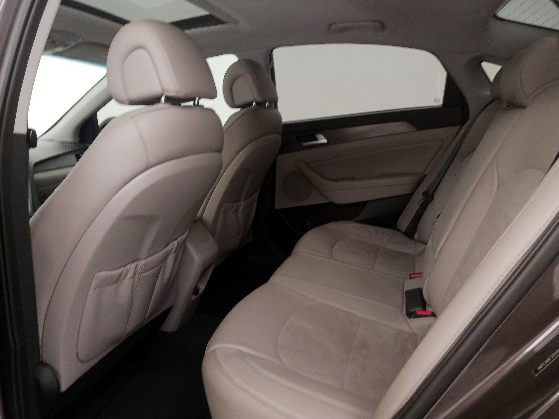 Thumbnail: 2016 Hyundai Sonata - 20
