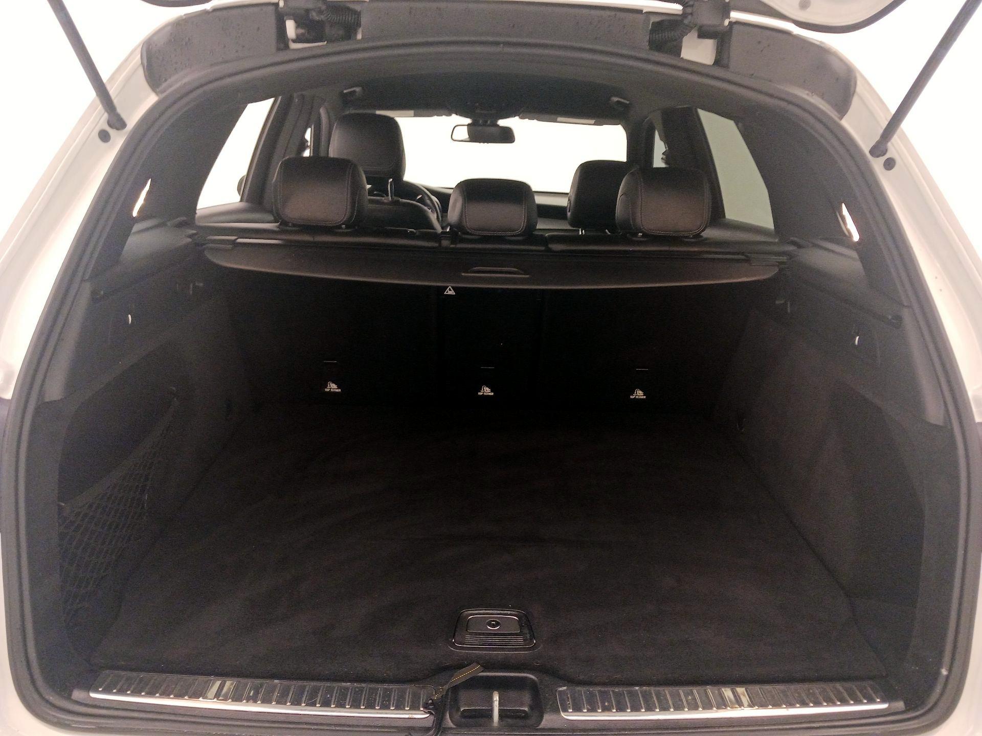 Thumbnail: 2019 Mercedes-Benz GLC - 20