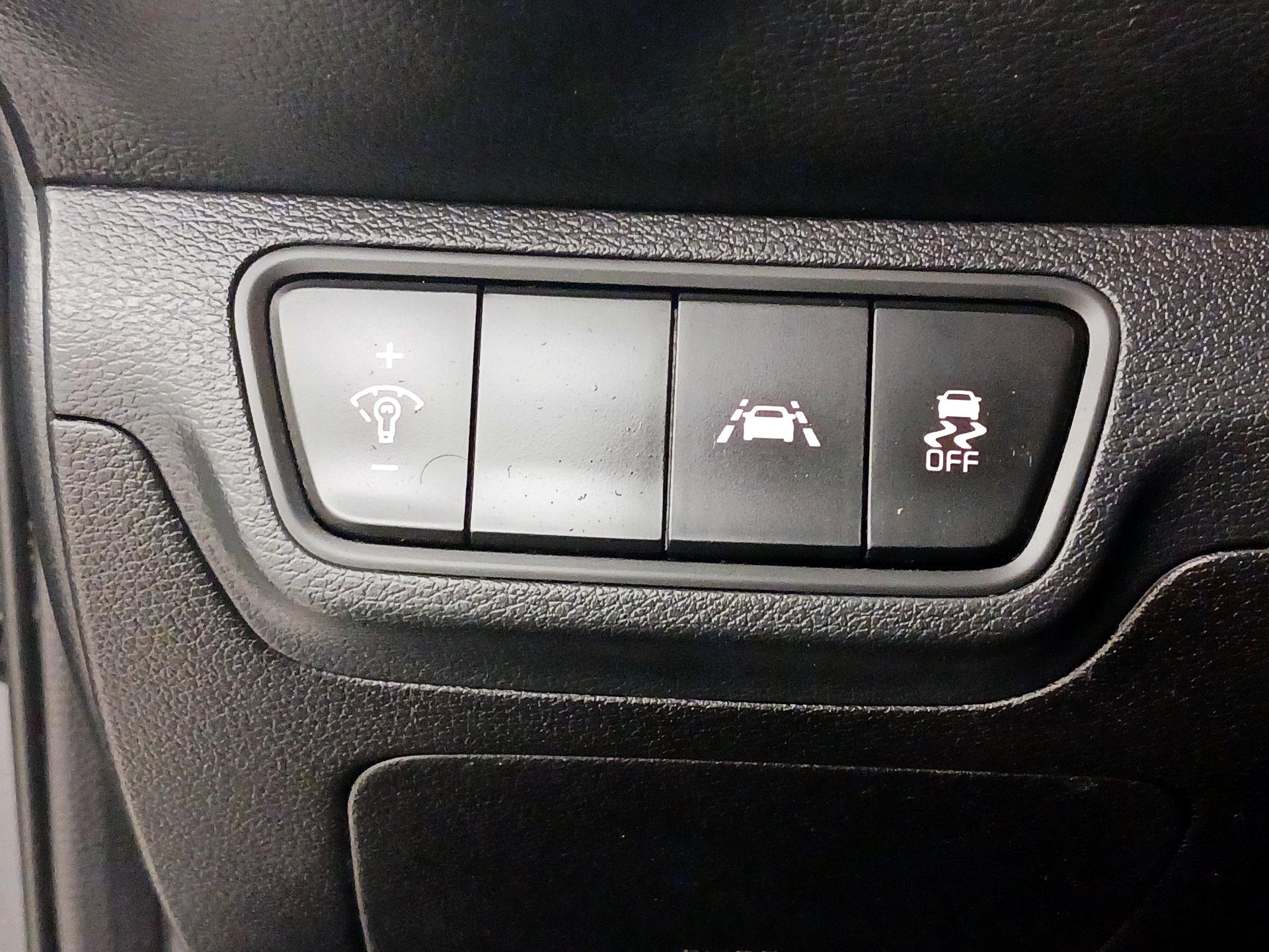 Thumbnail: 2019 Kia Forte - 13