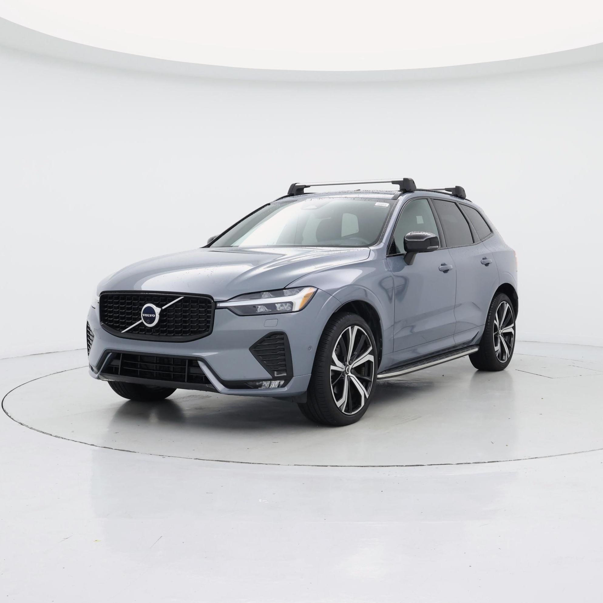 Thumbnail: 2022 Volvo XC60 - 4