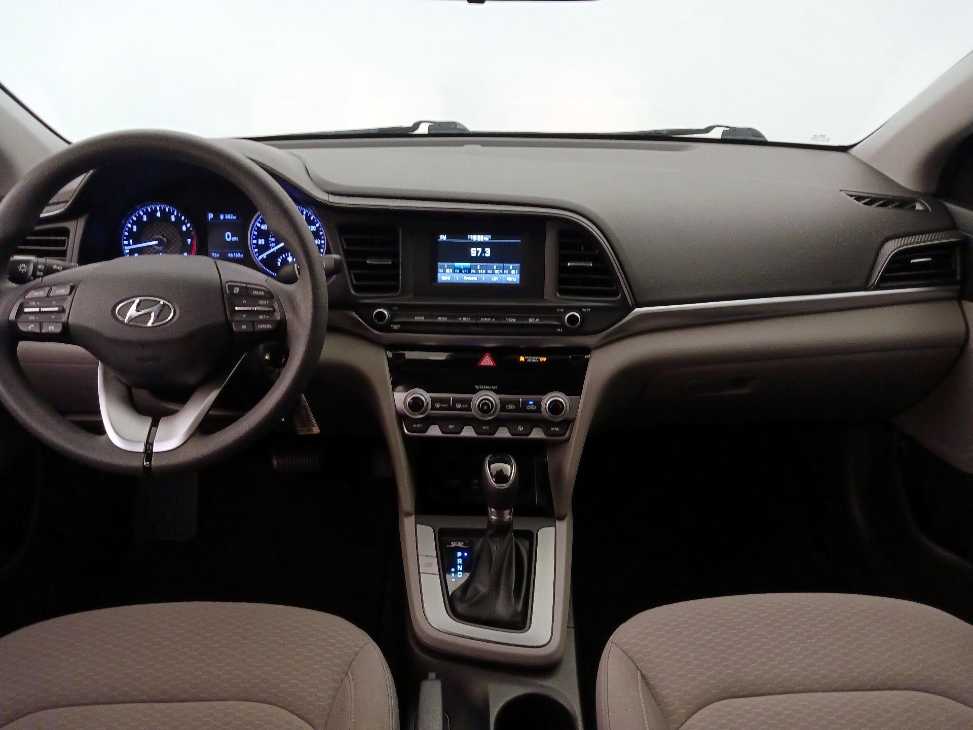 Thumbnail: 2020 Hyundai Elantra - 9