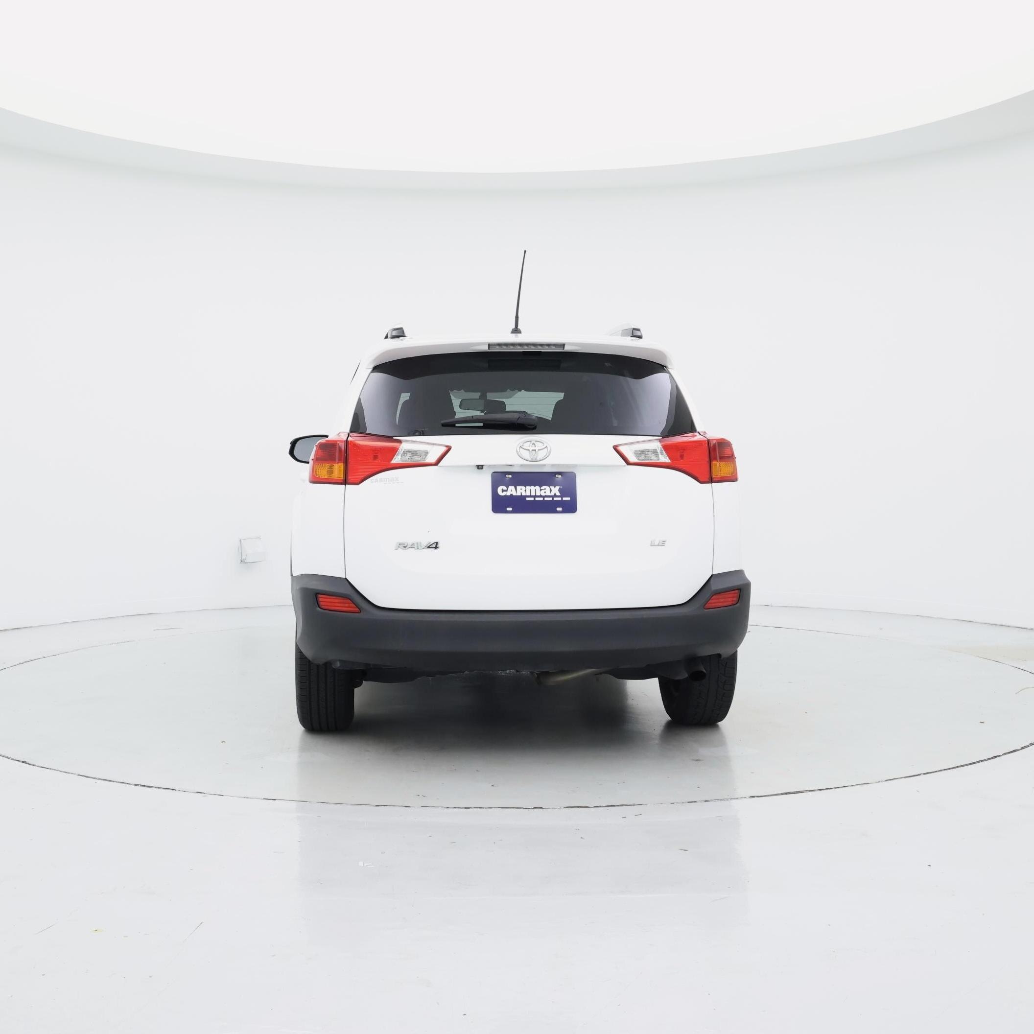 Thumbnail: 2015 Toyota RAV4 - 6