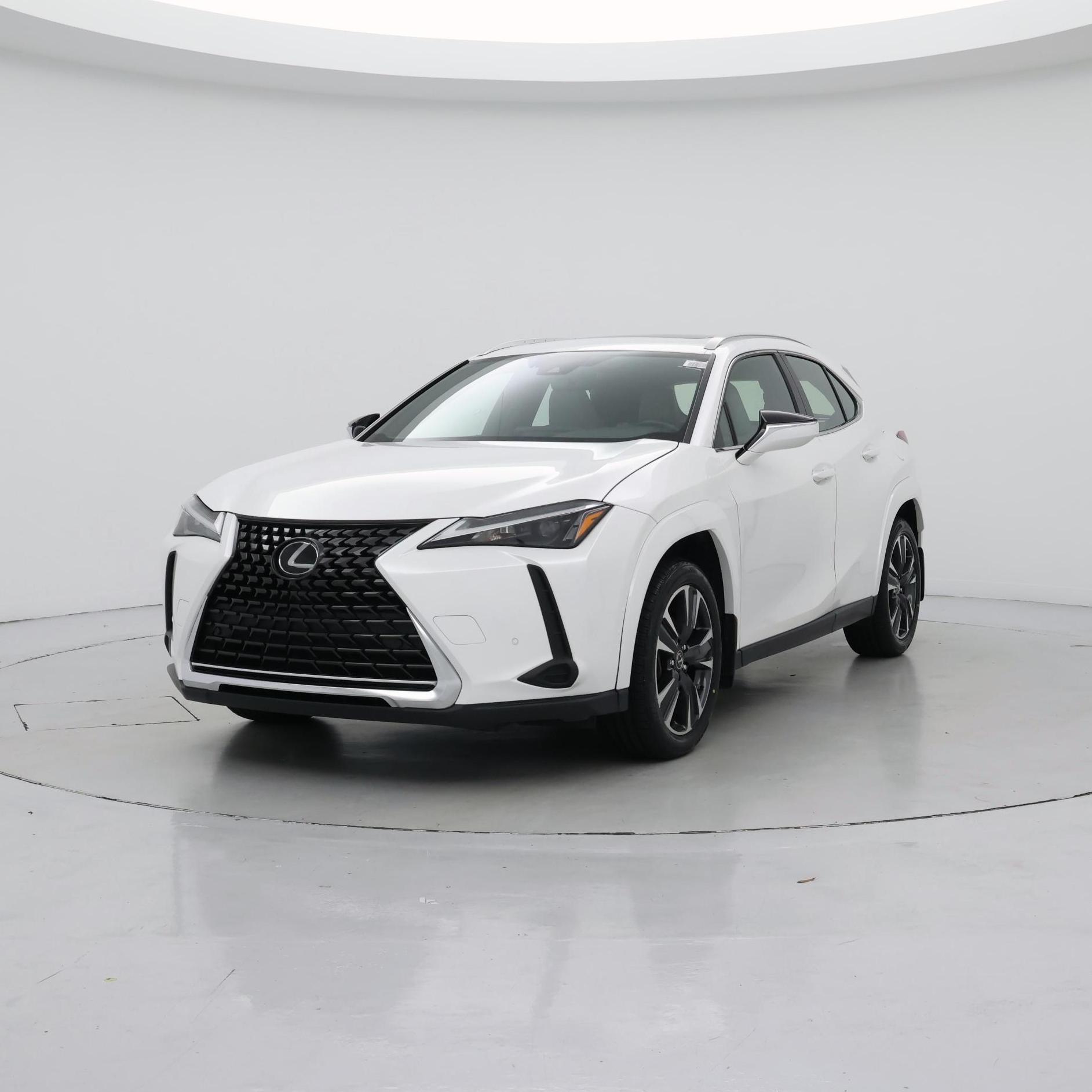 Thumbnail: 2023 Lexus UX - 4