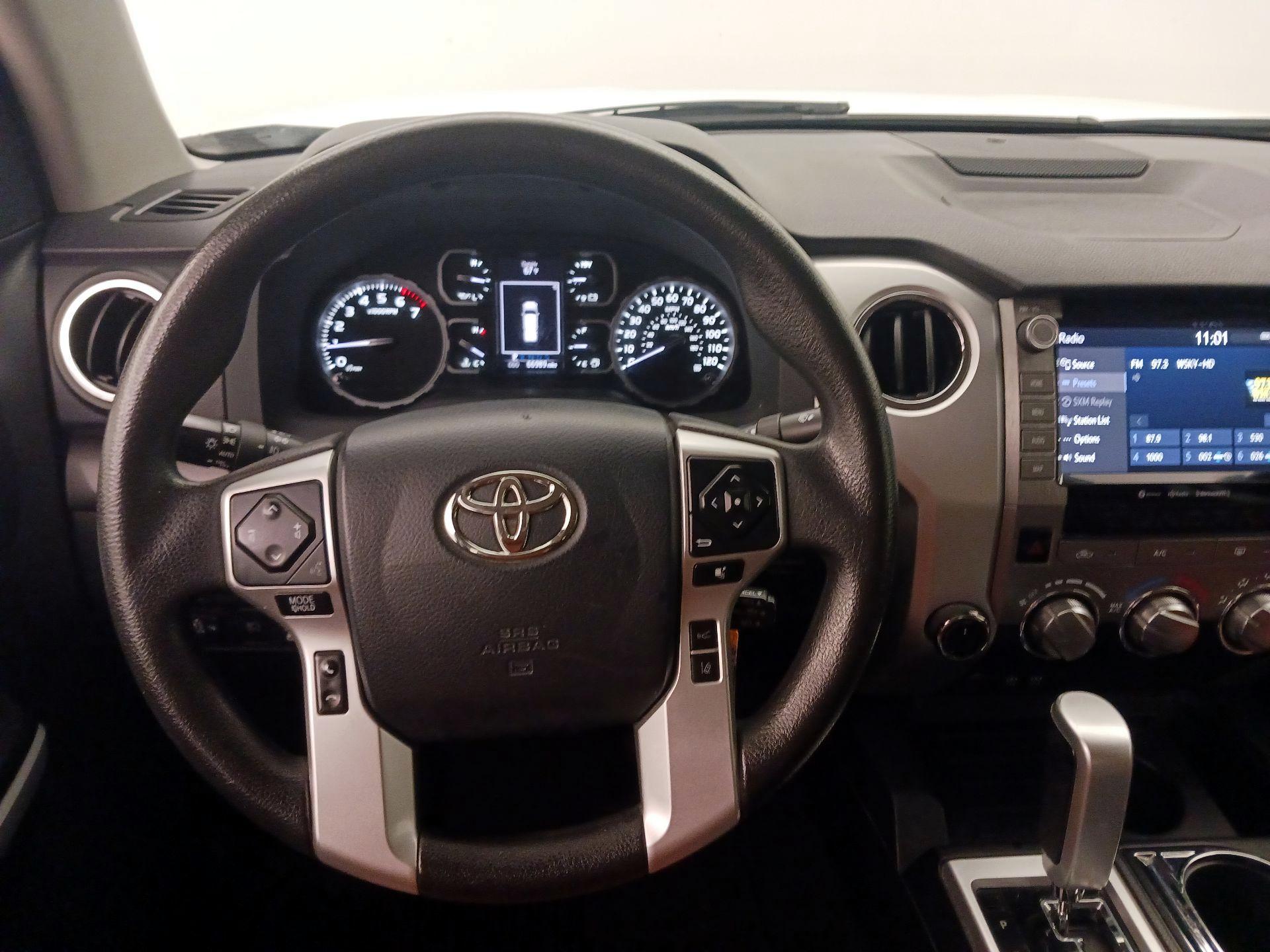 Thumbnail: 2020 Toyota Tundra - 10