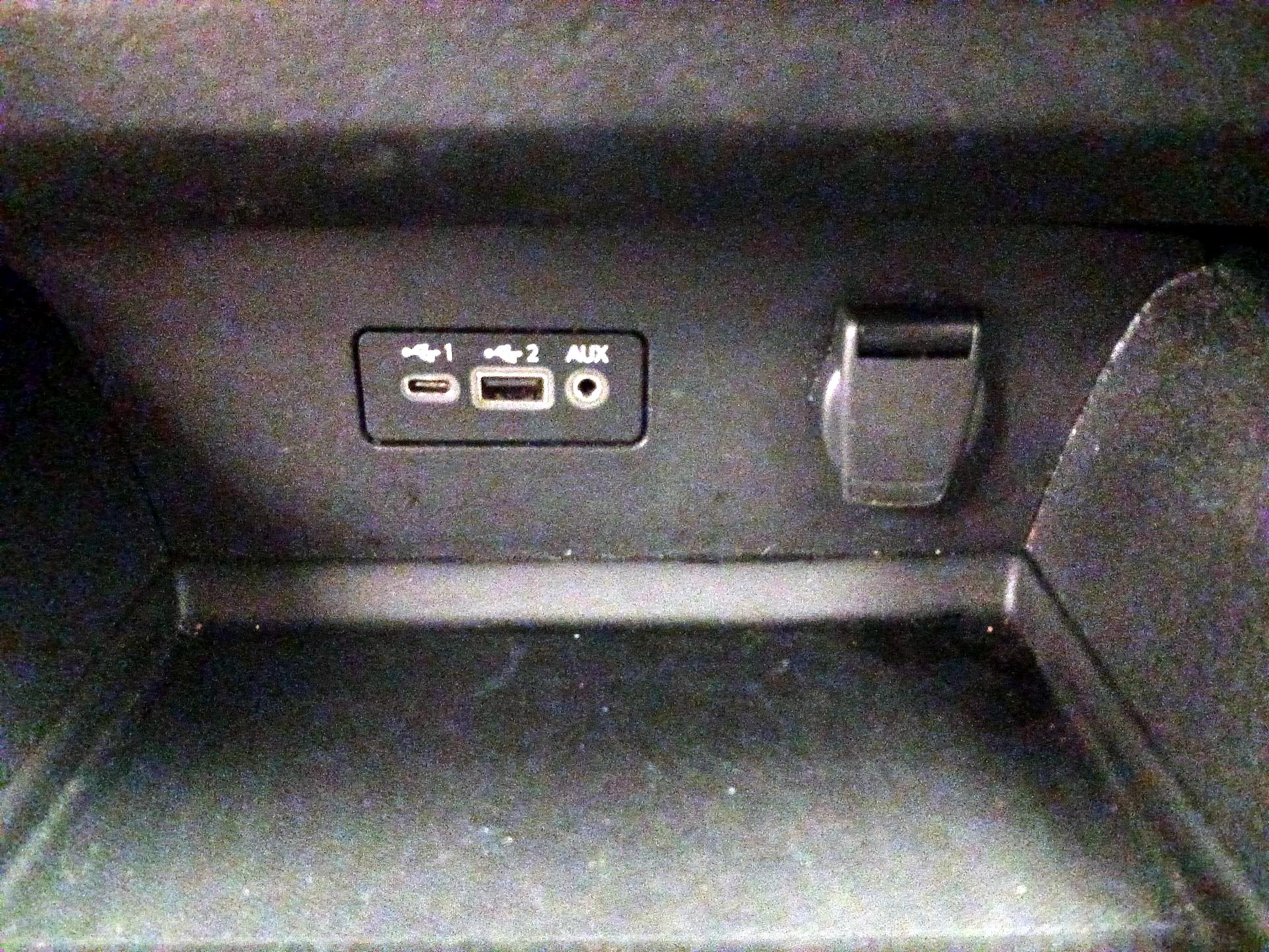 Thumbnail: 2020 Nissan Altima - 18